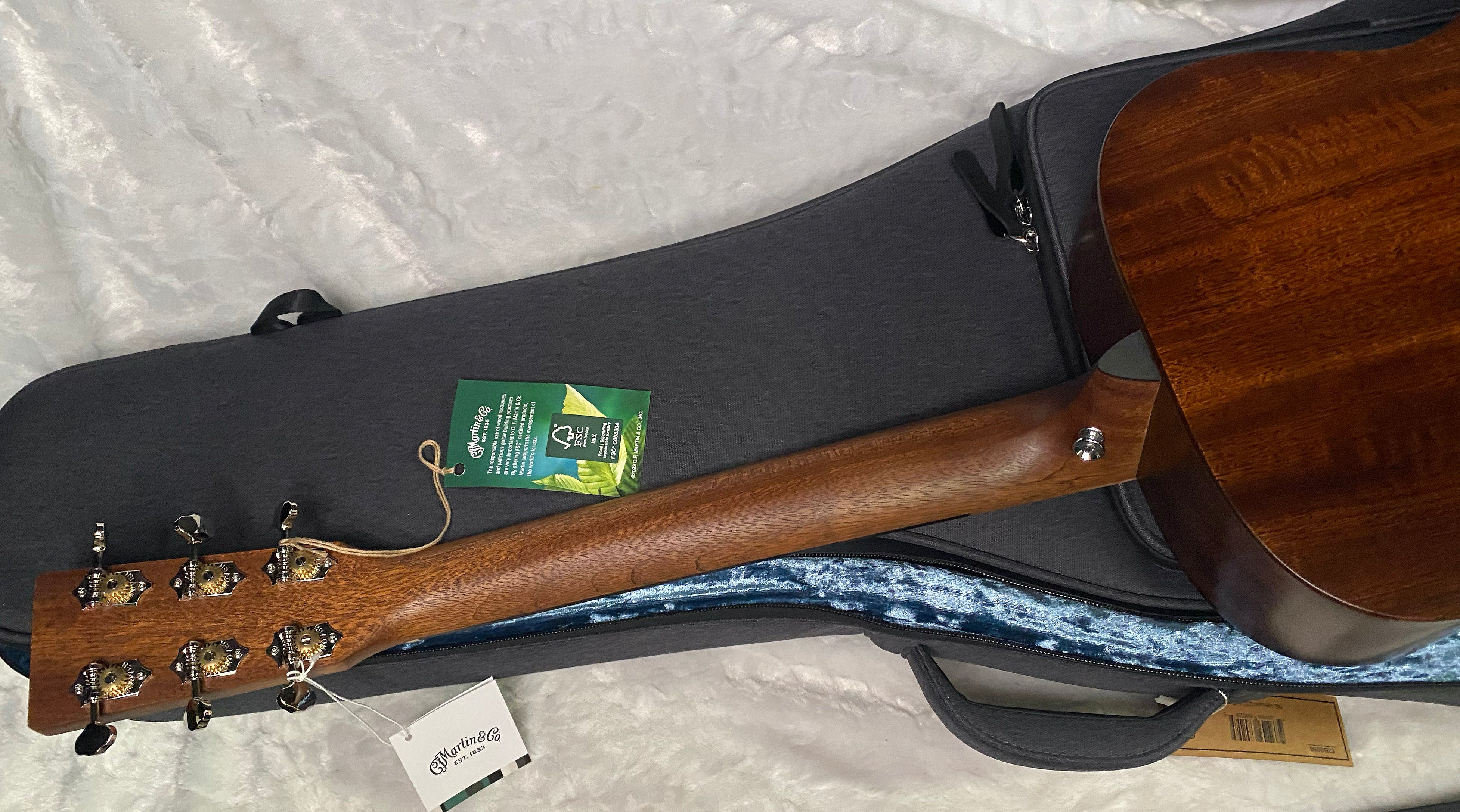 NEW! Martin 000 Jr E Jeff Tweedy Acoustic Guitar - Tweedy Burst - 4.25 lbs - Authorized Dealer - G06926