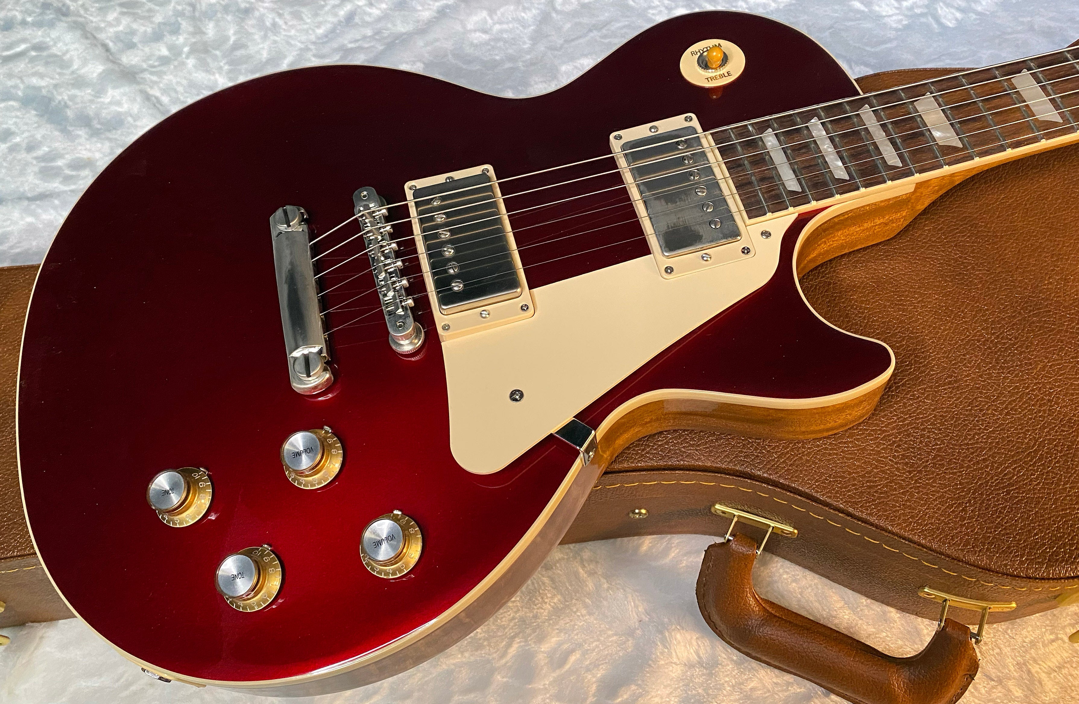 NEW ! Gibson Les Paul Standard '60s - Sparkling Burgundy - 9.8lbs - Authorized Dealer - G06174