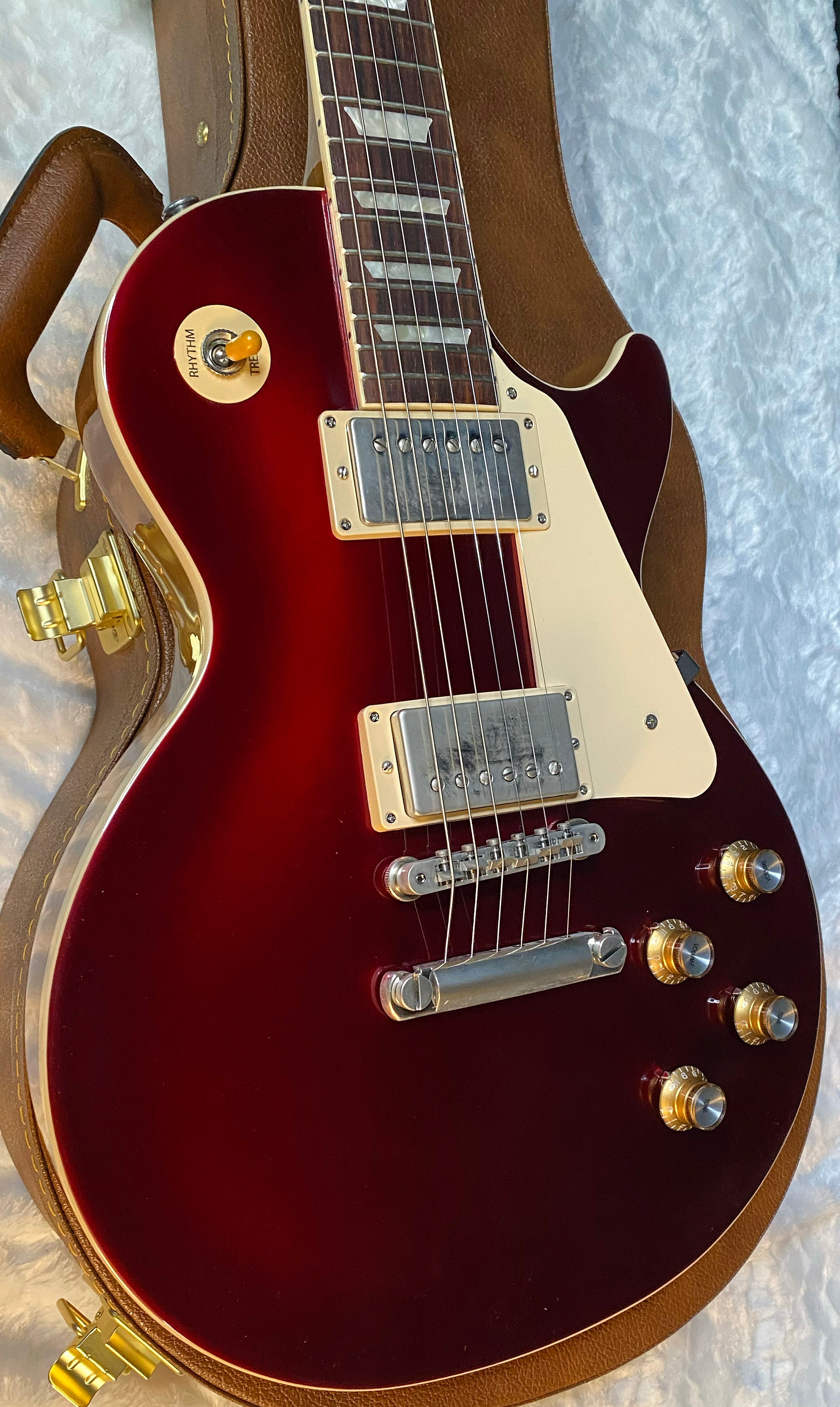 NEW ! Gibson Les Paul Standard '60s - Sparkling Burgundy - 9.3lbs - Authorized Dealer - G06173
