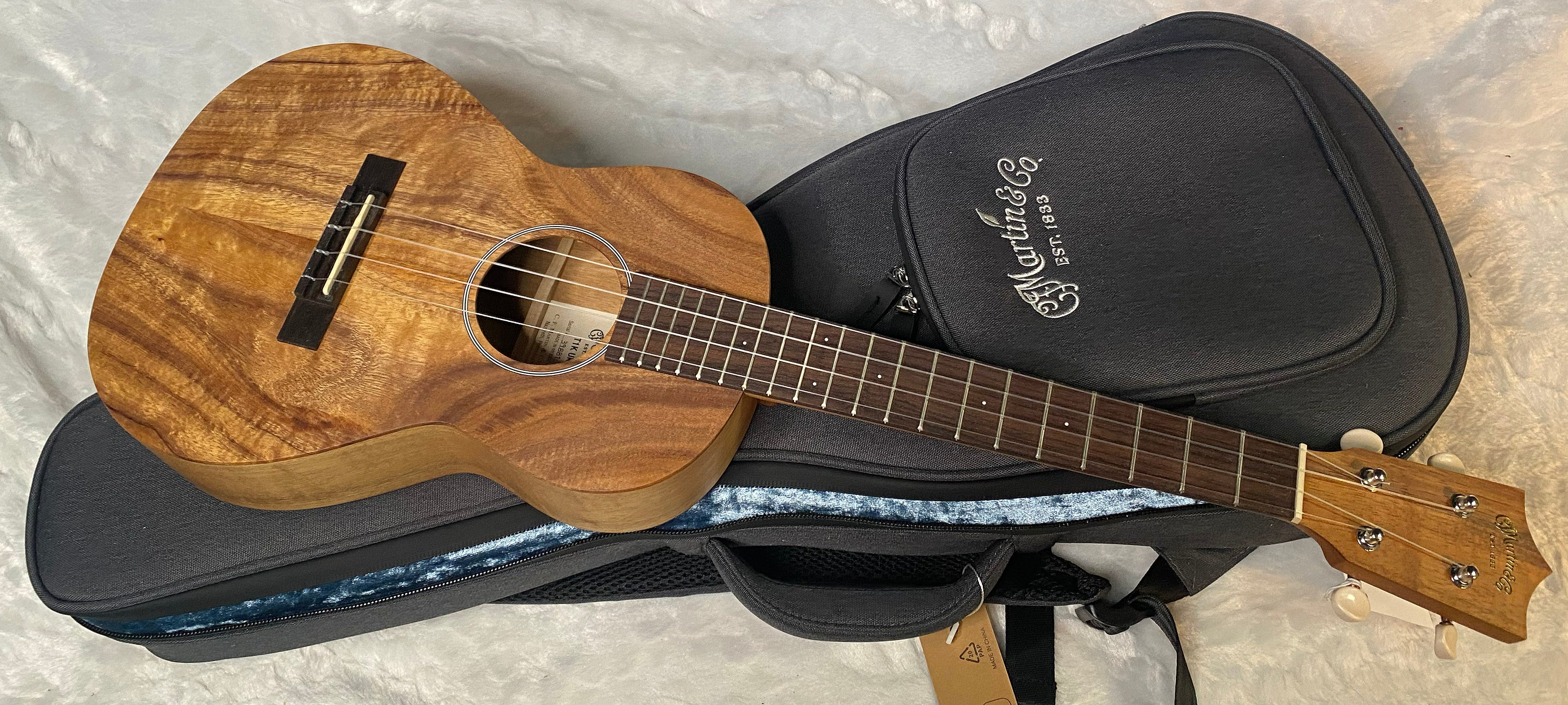 NEW! Martin T1K Tenor Ukulele - Natural - Deluxe Gig Bag - Authorized Dealer - G06918 1.25lbs
