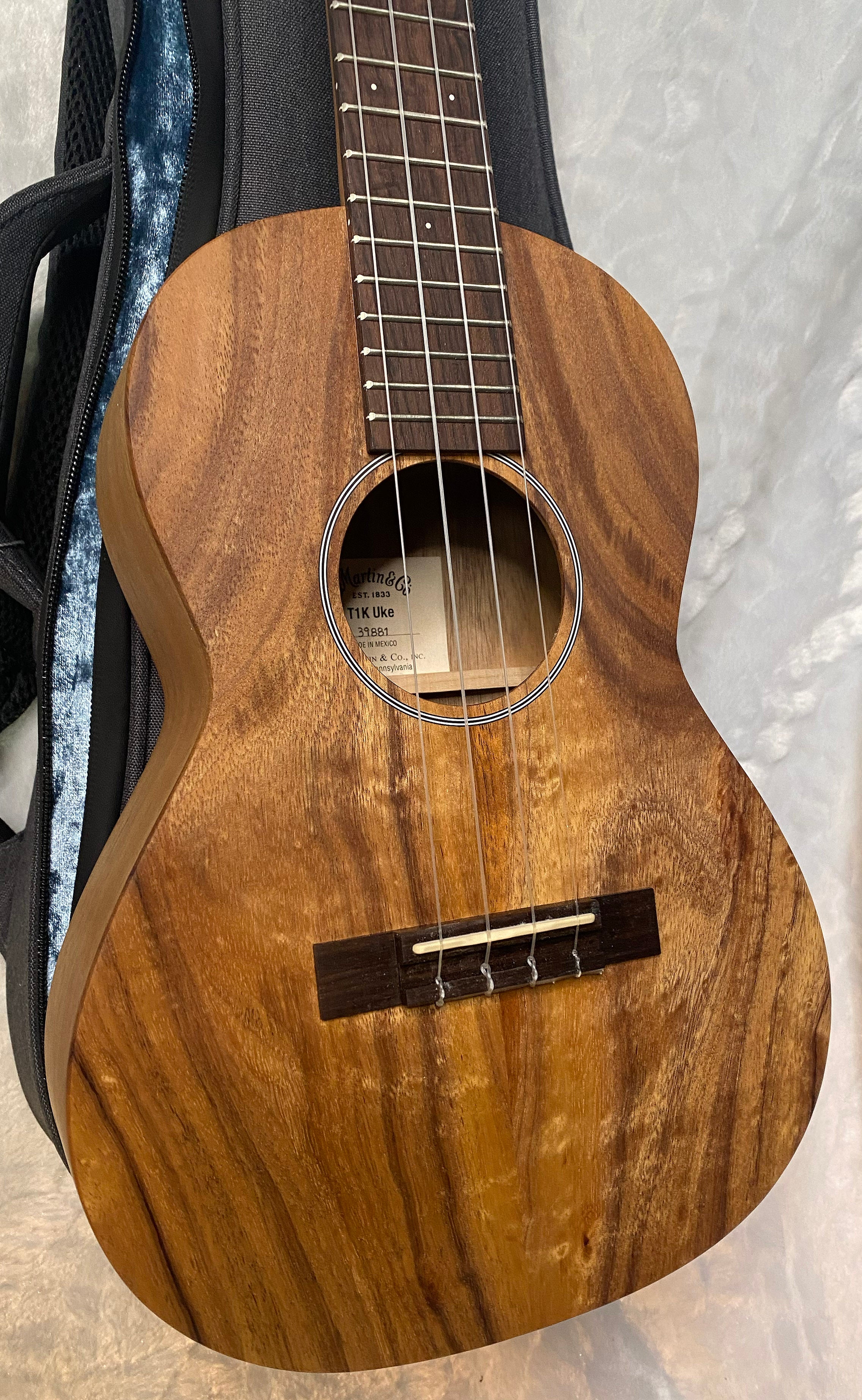 NEW! Martin T1K Tenor Ukulele - Natural - Deluxe Gig Bag - Authorized Dealer - G06918 1.25lbs