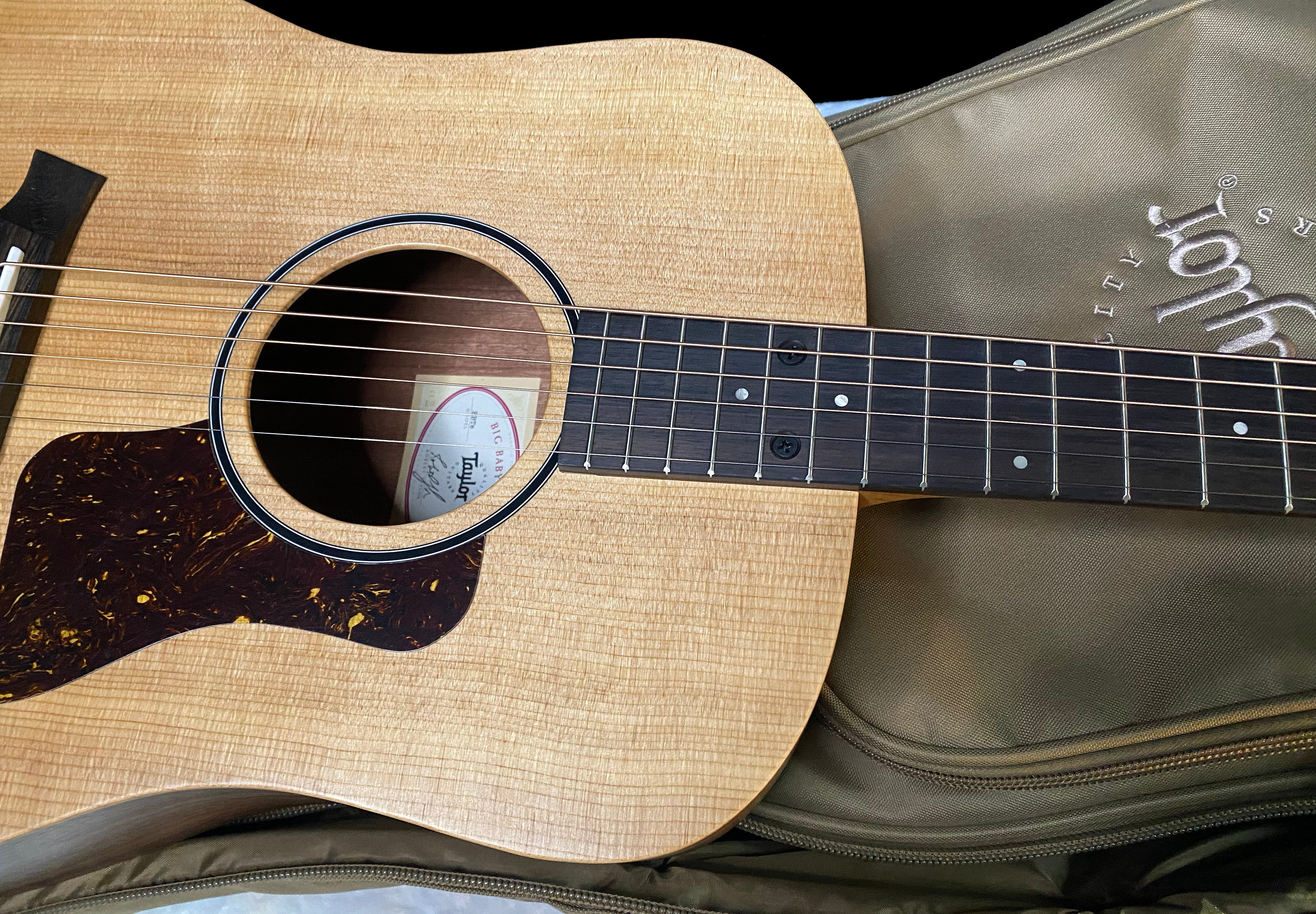 NEW! Taylor Big Baby Taylor BBTe Acoustic-electric Guitar - Natural Sitka Spruce - 4lbs - Authorized Dealer - G06202