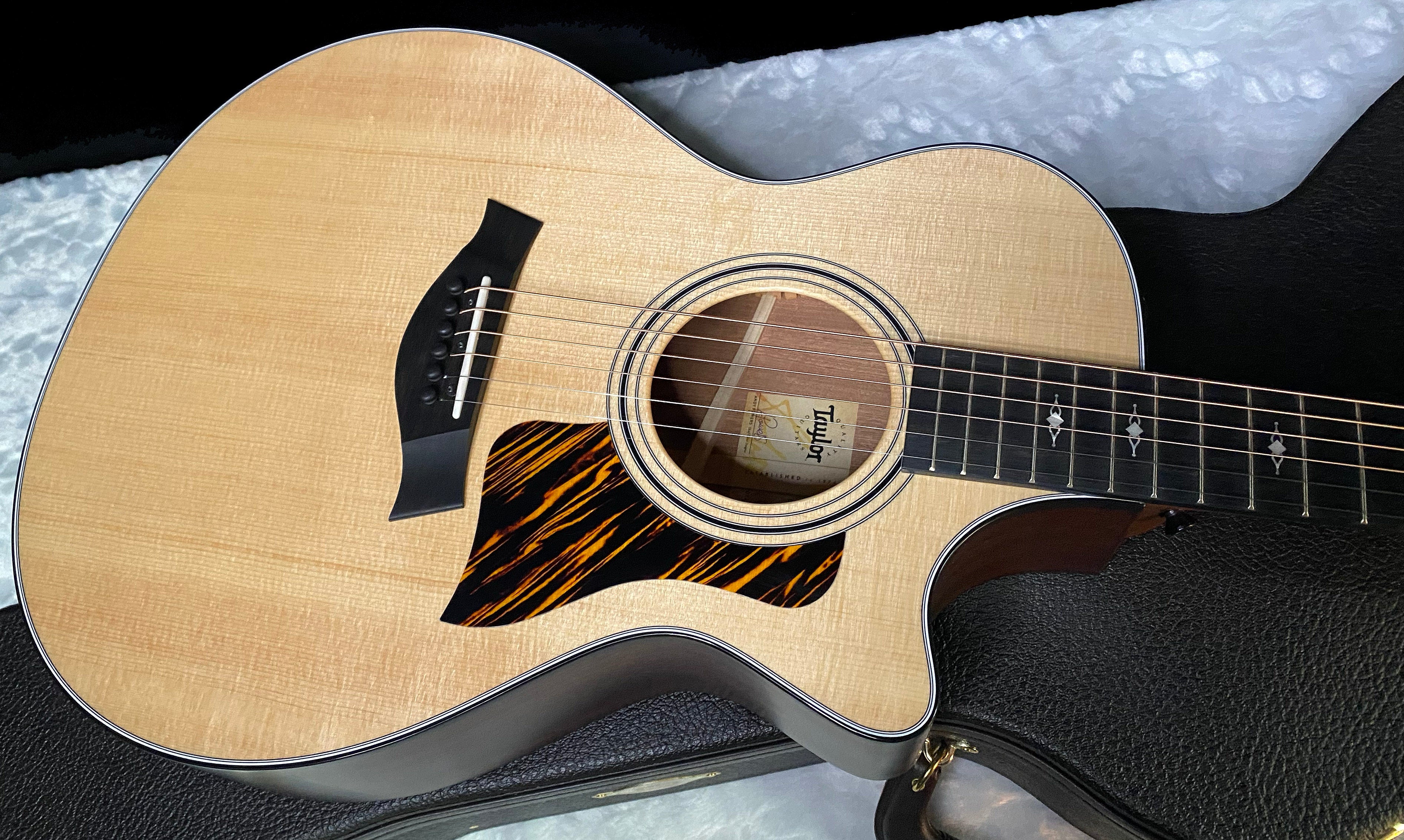 NEW! Taylor 312ce V-Class Grand Concert Acoustic-Electric Guitar - Natural - 4.3lbs - Authorized Dealer - G06217