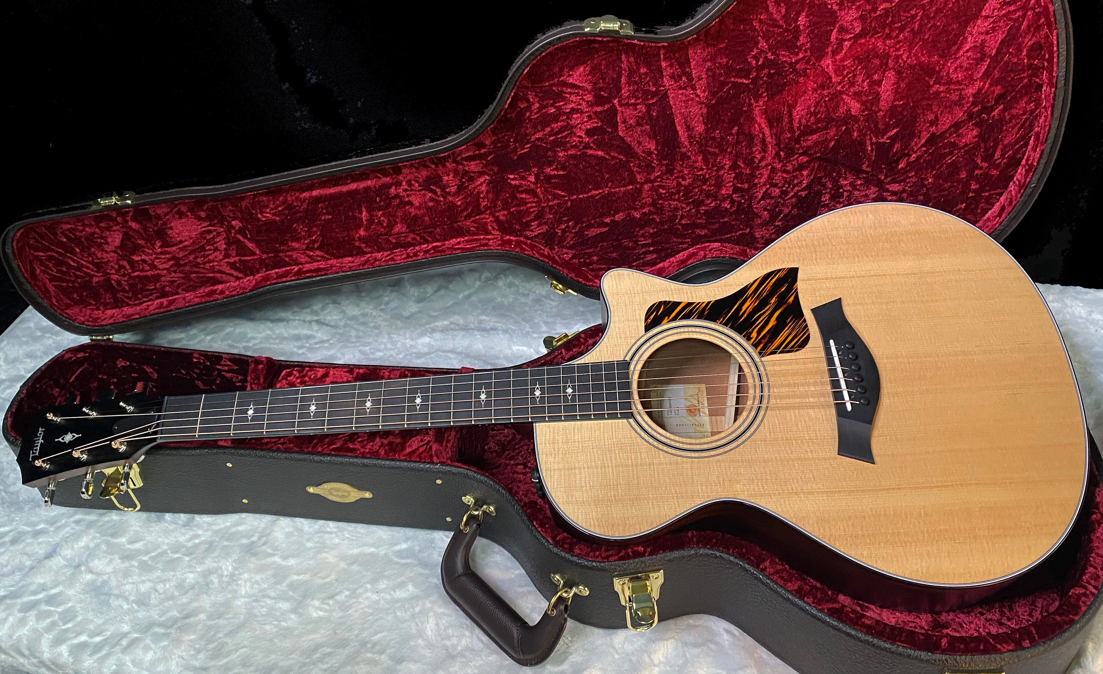 NEW! Taylor 312ce V-Class Grand Concert Acoustic-Electric Guitar - Natural - 4.3lbs - Authorized Dealer - G06217