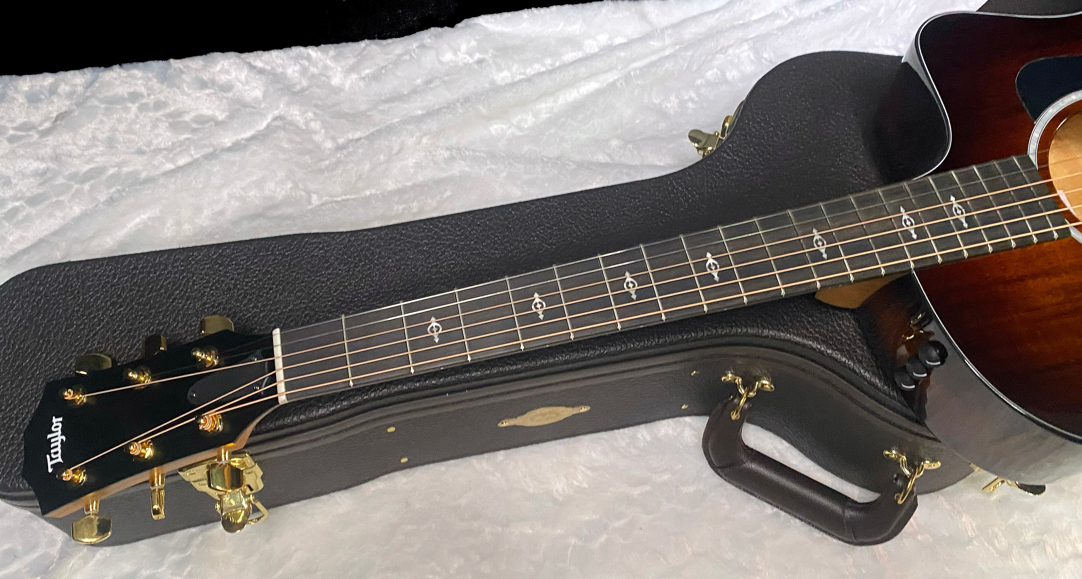 NEW! Taylor 224ce-K DLX Grand Auditorium Acoustic-Electric Guitar - Tobacco - 4.65lbs - Authorized Dealer - G06232