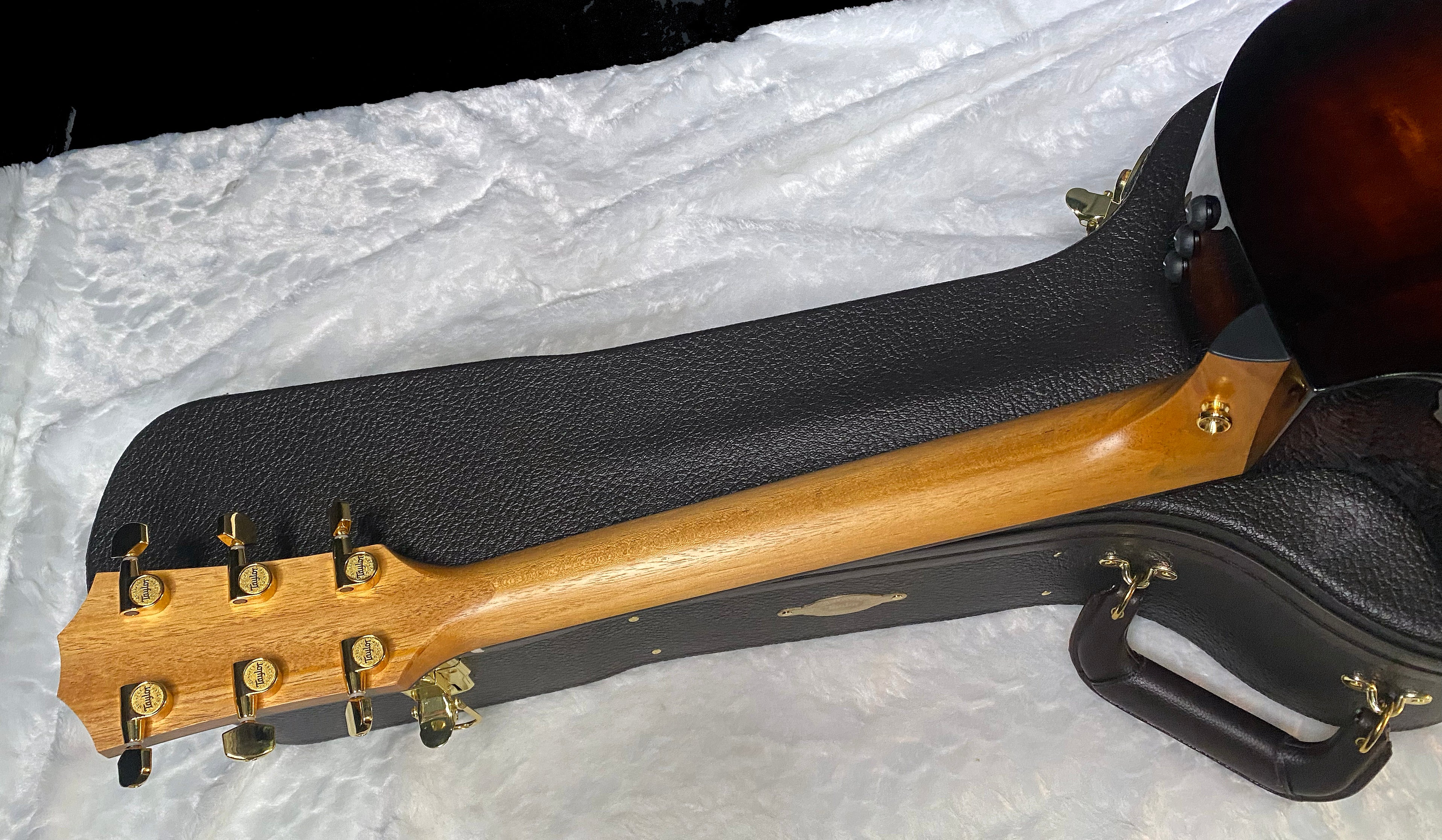 NEW! Taylor 224ce-K DLX Grand Auditorium Acoustic-Electric Guitar - Tobacco - 4.65lbs - Authorized Dealer - G06232