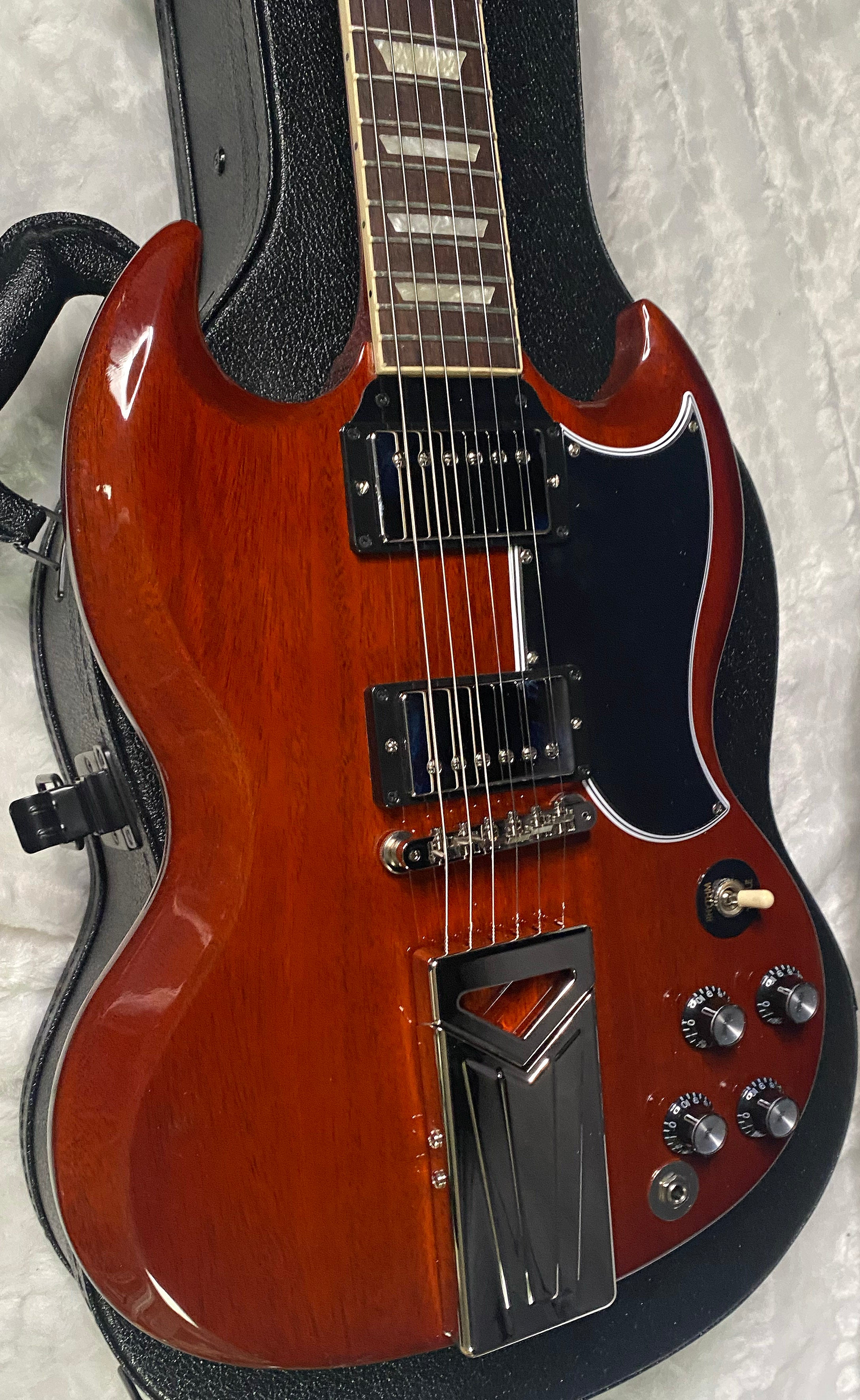 NEW ! Gibson Gibson USA: Jake Kiszka SG Standard Limited Edition - Faded Cherry - Only 6.1lbs - Greta Van Fleet - Authorized Dealer - G06804