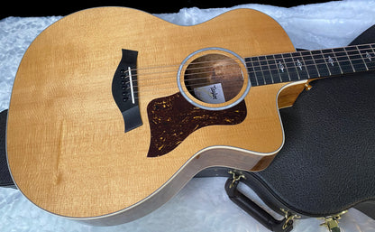 Taylor 214ce-K DLX Koa Grand Auditorium Acoustic-Electric Guitar Natural Finish - 4.8lbs - Authorized Dealer - G06225