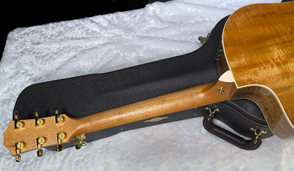 Taylor 214ce-K DLX Koa Grand Auditorium Acoustic-Electric Guitar Natural Finish - 4.8lbs - Authorized Dealer - G06225