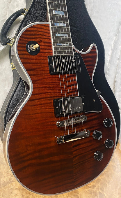 NEW! Gibson Dealer Select Custom Shop Les Paul Custom - Hand Picked AAA Figured Flame Top - Root Beer / Walnut Finish - Authorized Dealer - 9.4 lbs - G06950