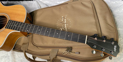 NEW! Taylor 214ce-K Koa Grand Auditorium Acoustic-Electric Guitar Natural Finish - 4.55lbs - Authorized Dealer - G06221