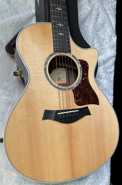 NEW! Taylor 412ce V-Class Acoustic-Electric Guitar - Natural - Authorized Dealer - 4.7 lbs - G06218