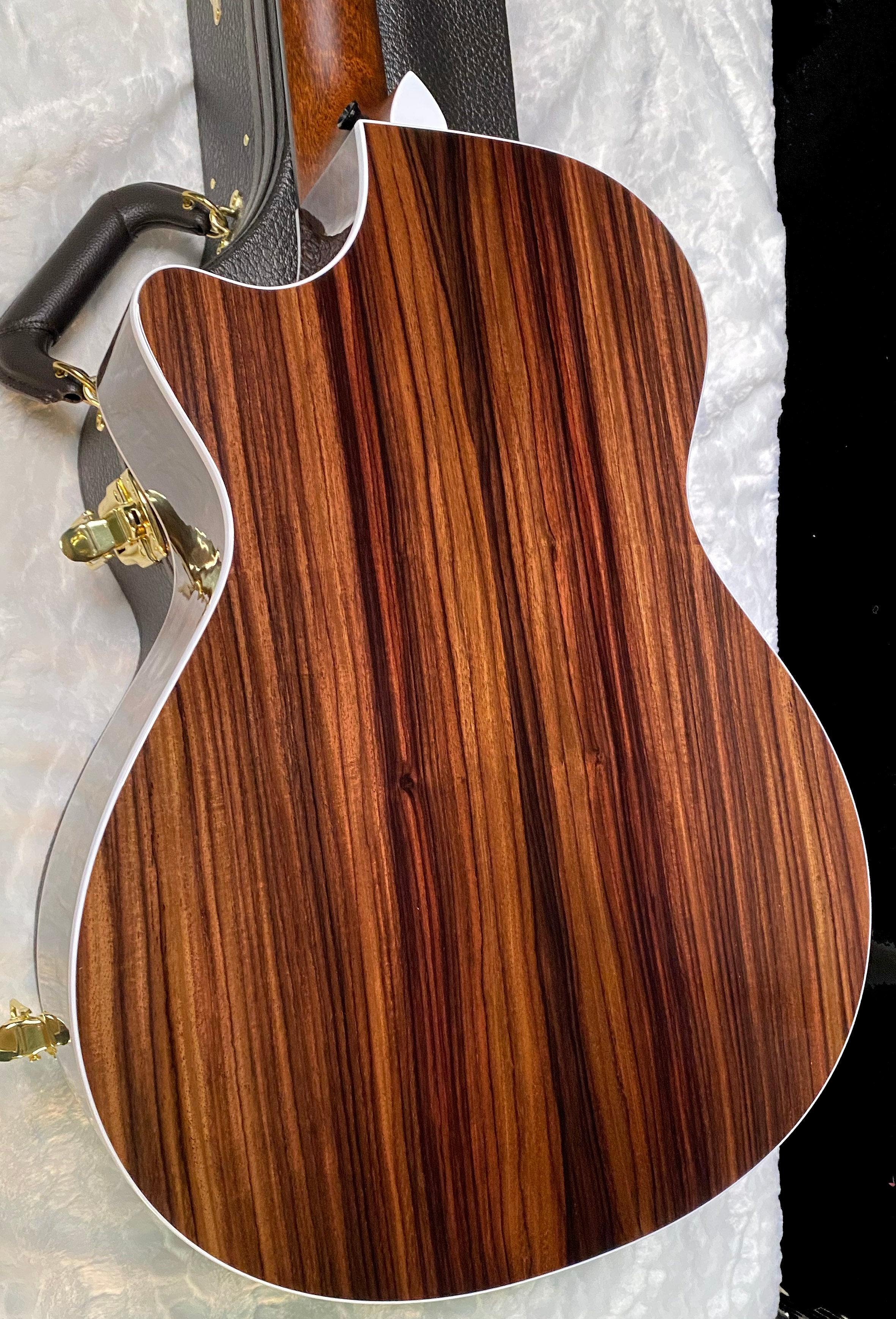 NEW! Taylor 412ce V-Class Acoustic-Electric Guitar - Natural - Authorized Dealer - 4.7 lbs - G06218