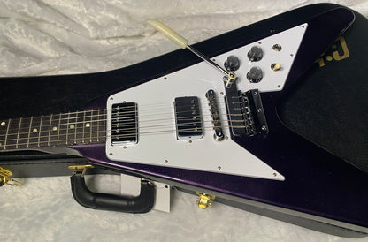 NEW! Gibson Custom 1967 Flying V Purple Sparkle - Short Maestro Trem -Only 7lbs - Authorized Dealer - Ultra RARE! Dealer Select - G07670
