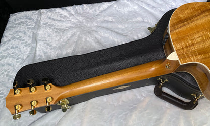 NEW! Taylor 214ce-K DLX Koa Grand Auditorium Acoustic-Electric Guitar Natural Finish - 4.65lbs - Authorized Dealer - G06212