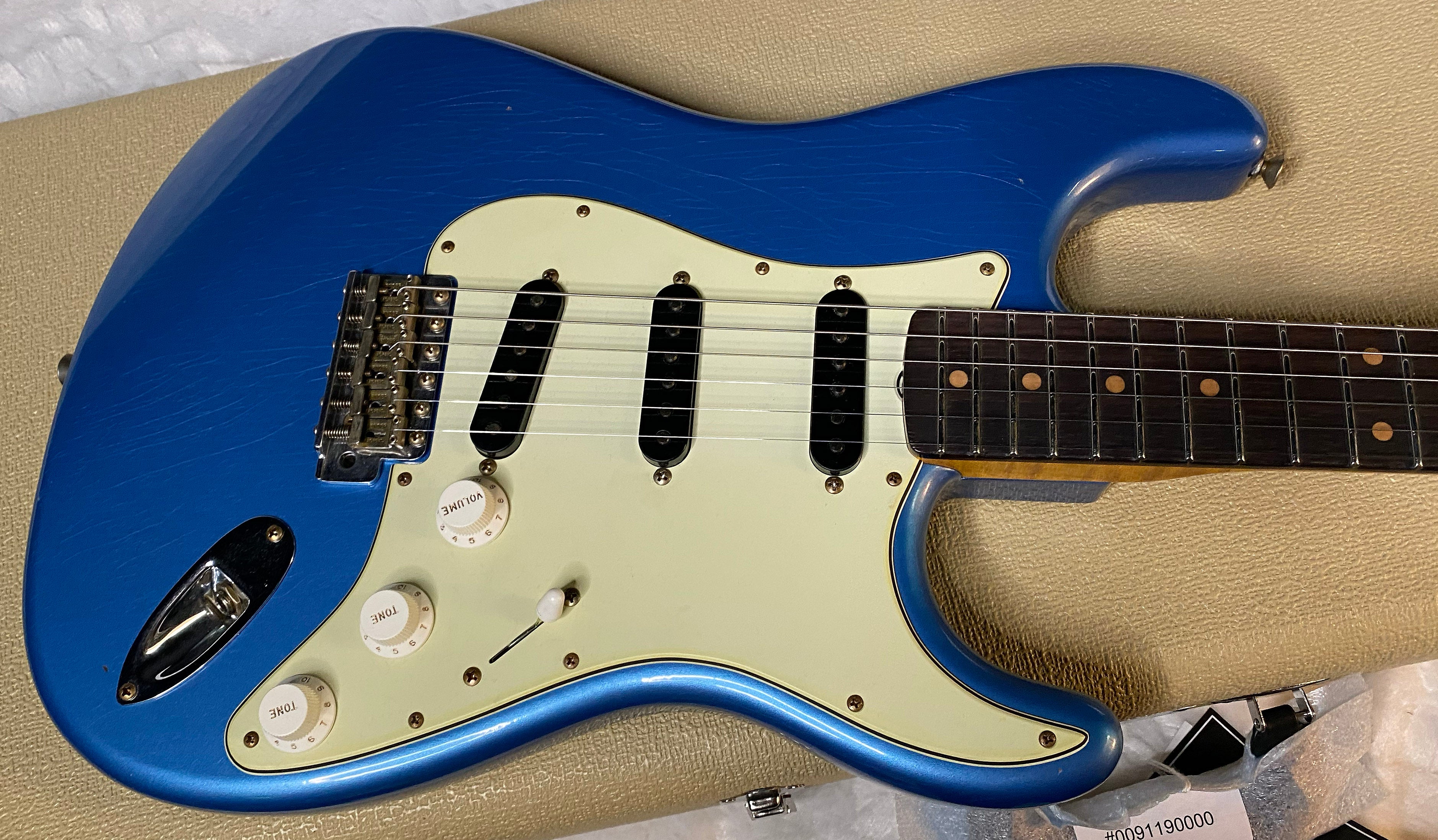 NEW ! Fender Custom Shop ' 62 Stratocaster Bizarre Guitar Exclusive Flamethrower - Journeyman Relic - Super Limited Edition - Lake Placid Blue - AAAA Flamed Maple Neck - Authorized Dealer - G05505