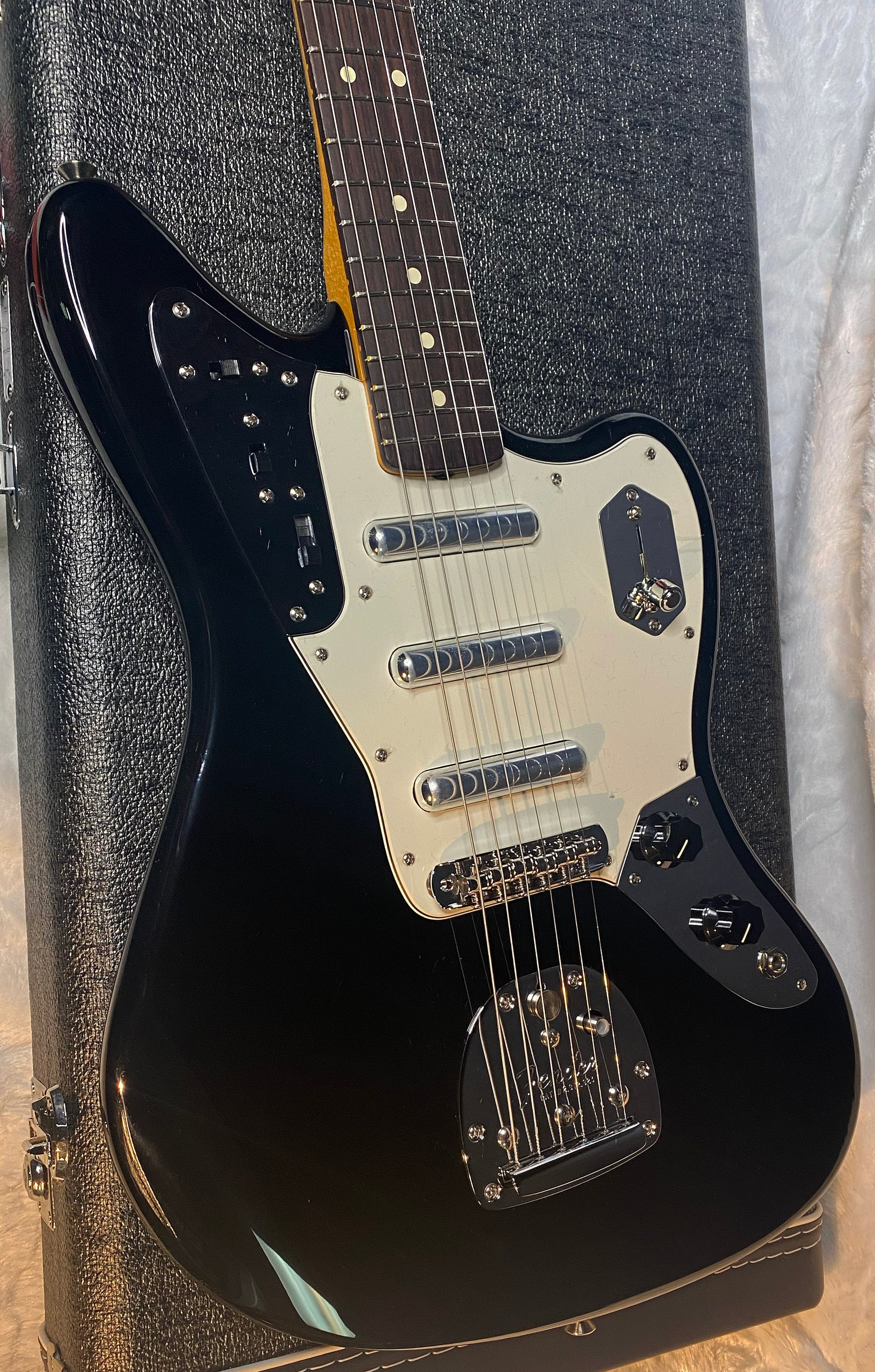 NEW! Fender Limited Edition Johnny Marr Signature Special Jaguar - Black Finish - Authorized Dealer - G06959