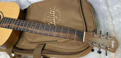 NEW! Taylor Baby Taylor BT1 Walnut Acoustic Guitar - Natural Sitka Spruce - 2.9lbs - Authorized Dealer - G06238