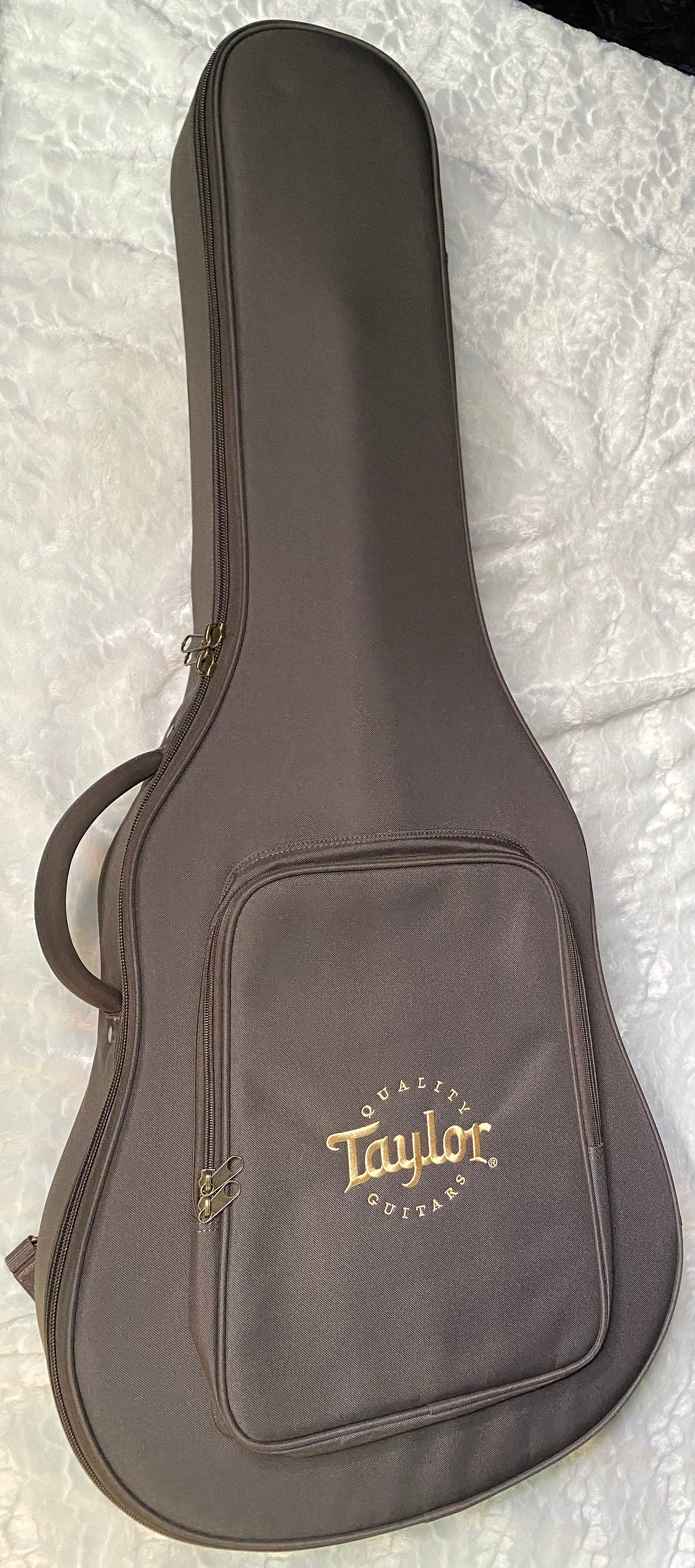 Taylor 214ce-K SB Plus Acoustic-electric Guitar - Shaded Edgeburst Finish - 4.7lbs - Authorized Dealer - G06262