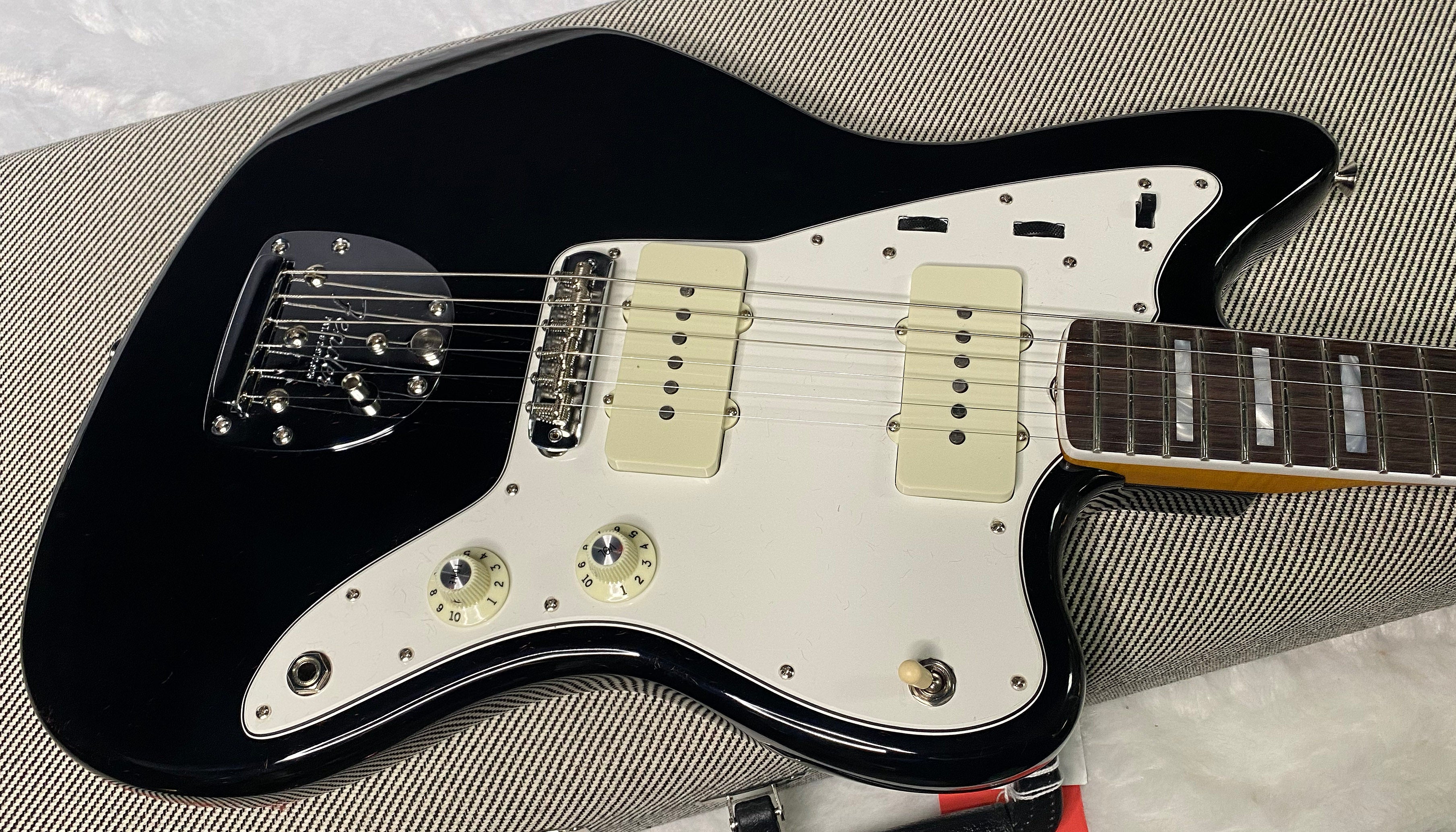 NEW! Fender Limited Edition American Vintage II 1966 Jazzmaster - Matching Peg Head - Black Finish - AAA Flamed Maple Neck - Authorized Dealer - Only 8.3 lbs - G06960