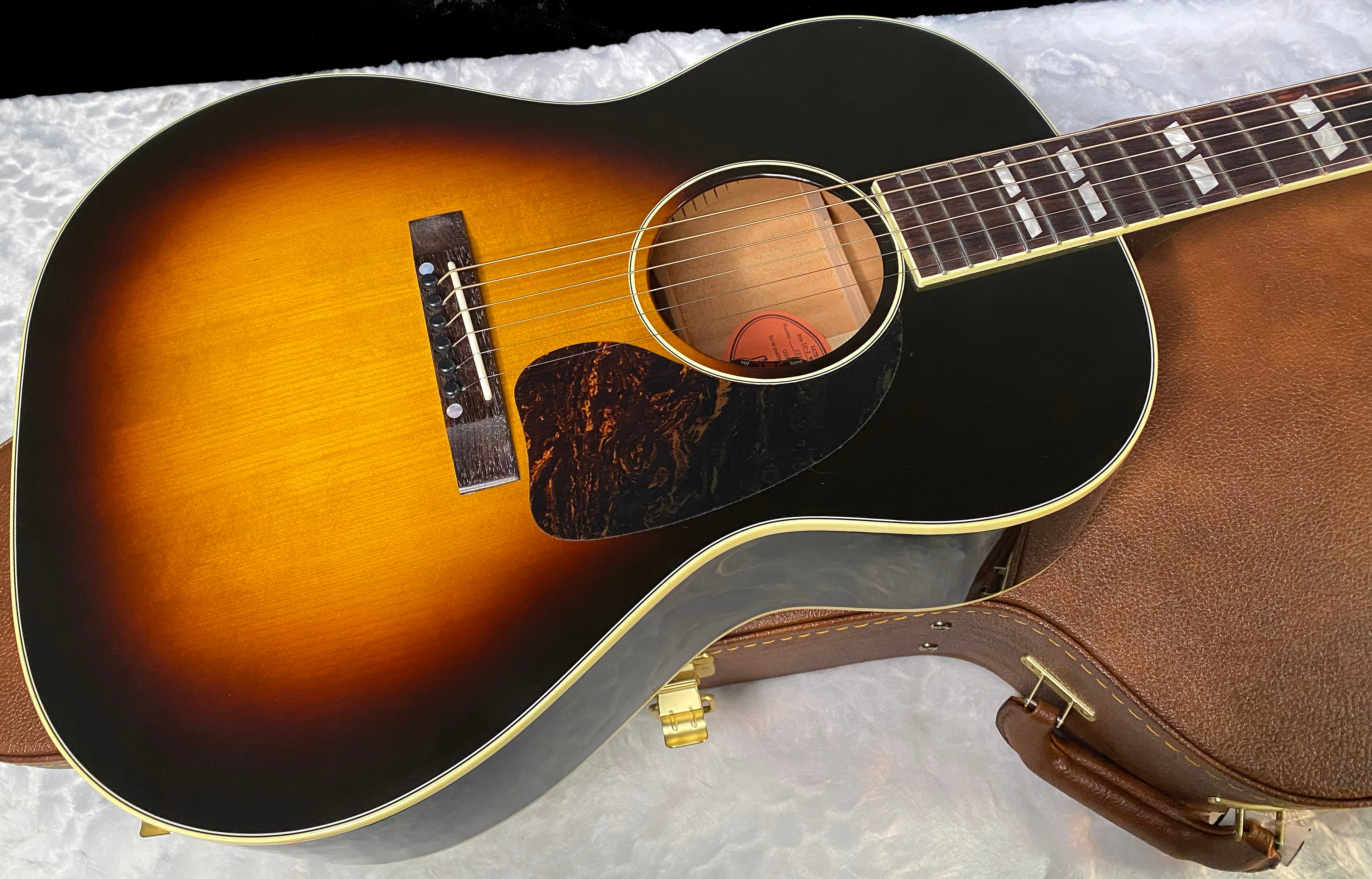 NEW ! Gibson Acoustic Nathaniel Rateliff LG-2 Western-Vintage Sunburst - Authorized Dealer - In-Stock! 4lbs - G06298