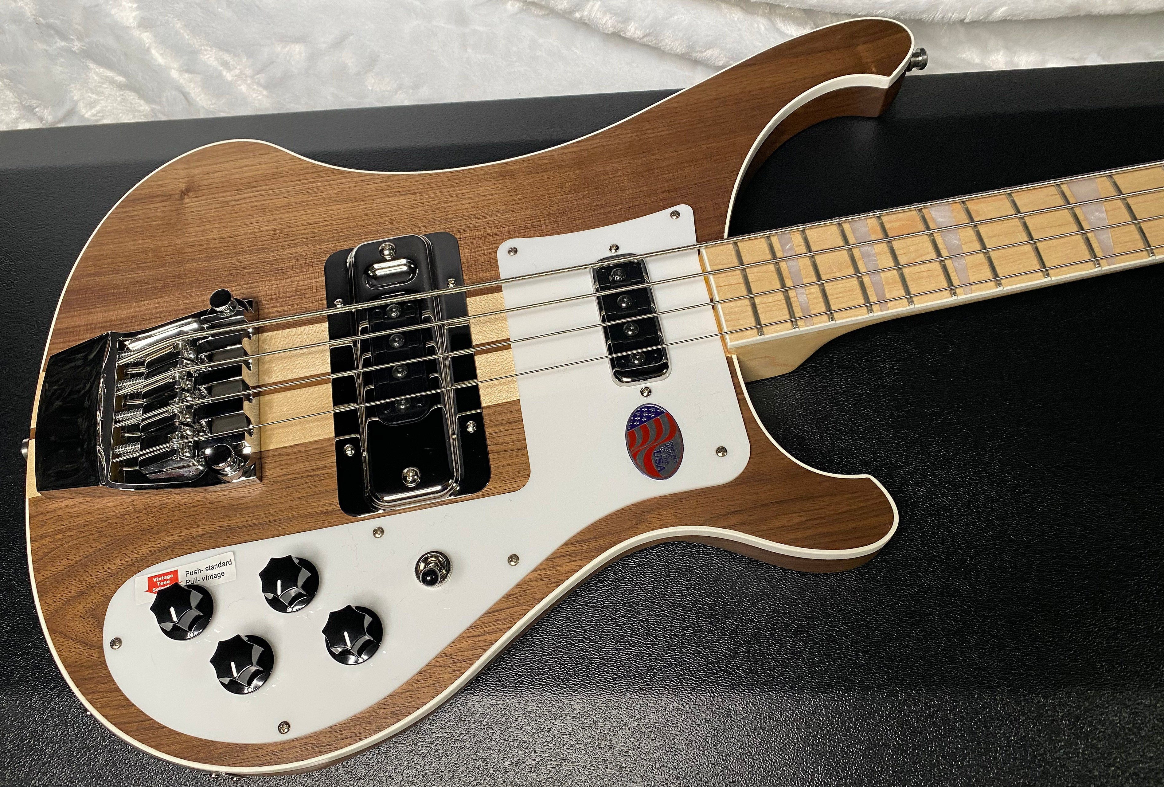 NEW! Rickenbacker 4003 W Walnut - 4-String Bass - Authorized Dealer - 8.35lbs - G06962