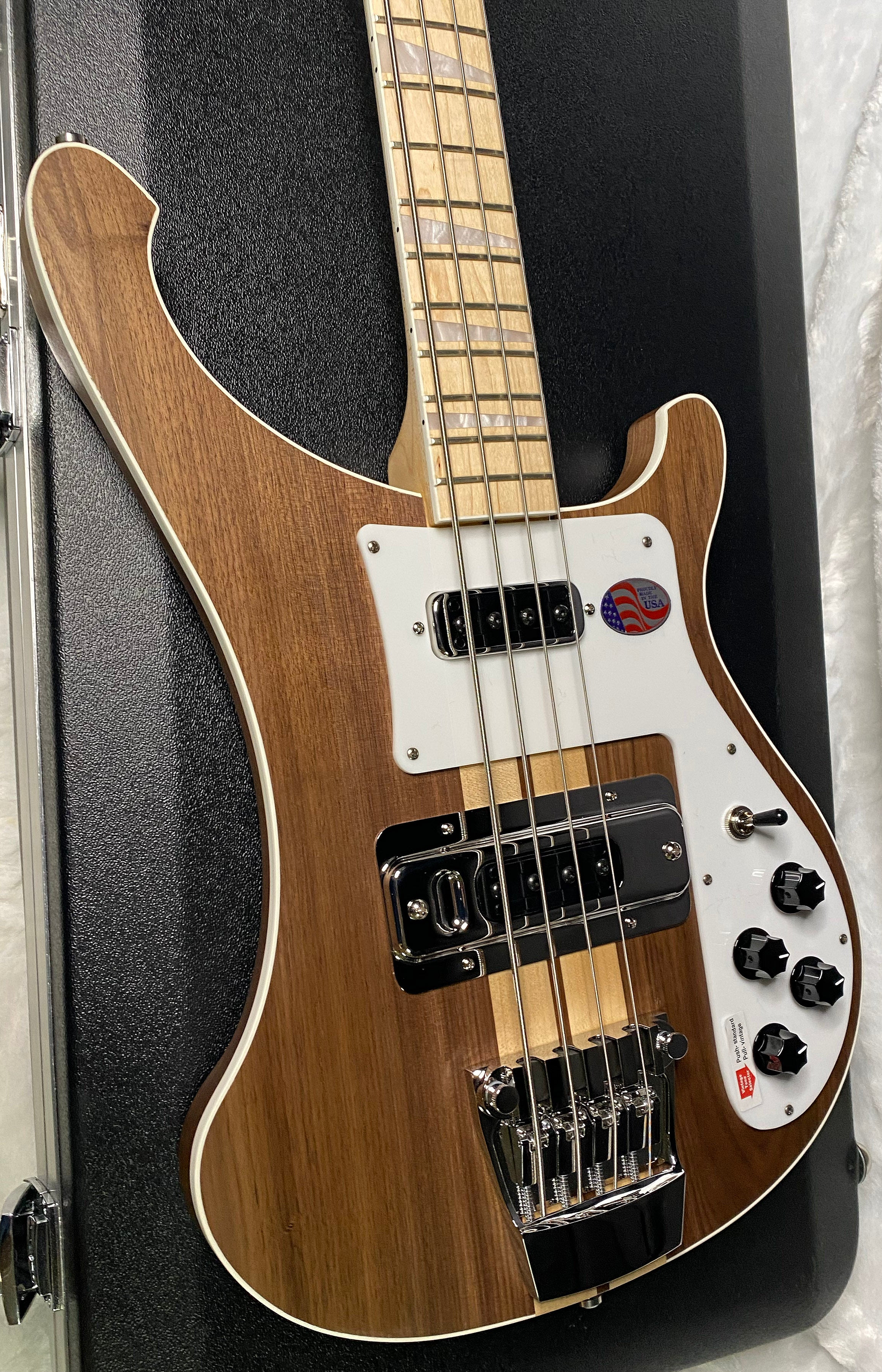 NEW! Rickenbacker 4003 W Walnut - 4-String Bass - Authorized Dealer - 8.35lbs - G06962