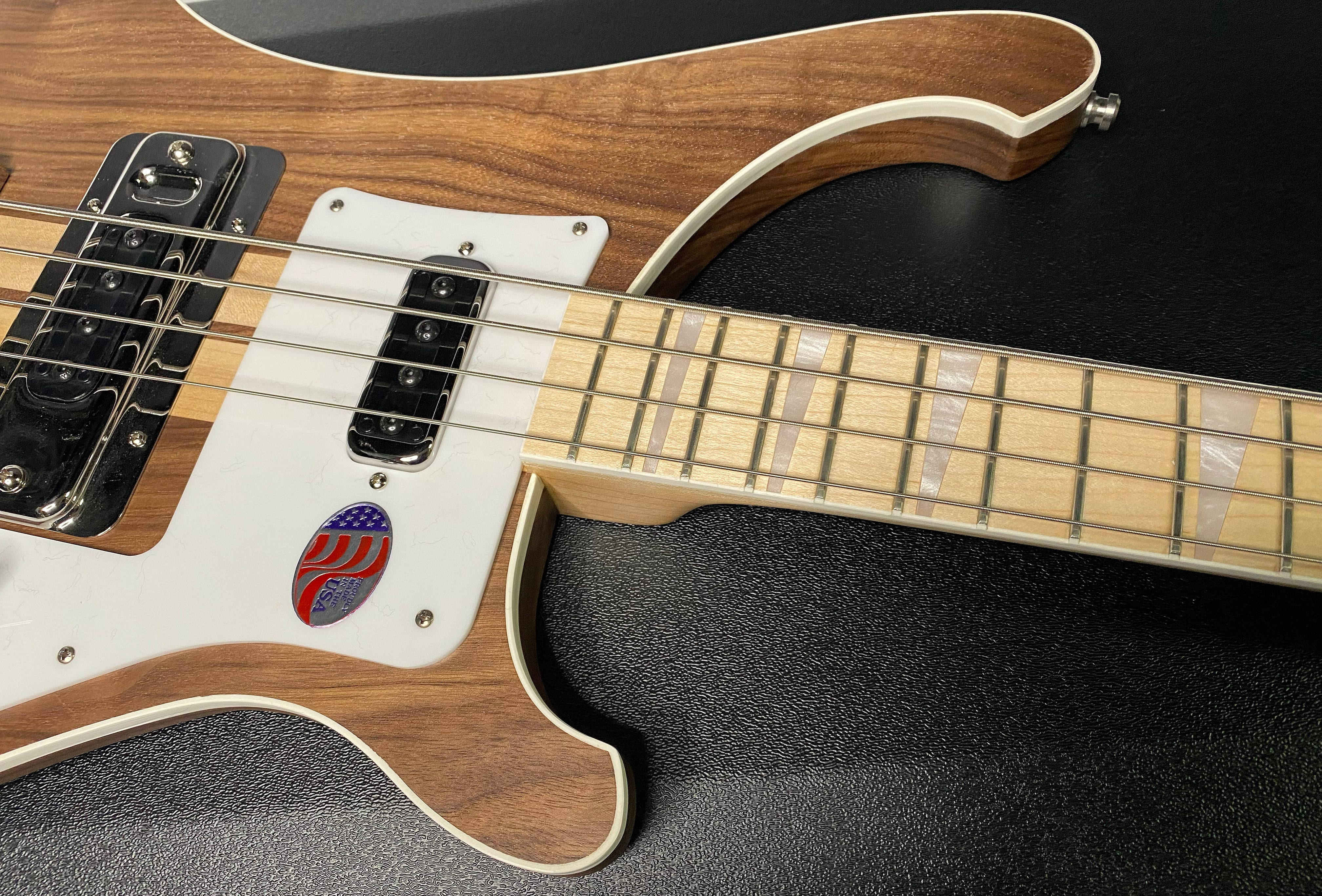 NEW! Rickenbacker 4003 W Walnut - 4-String Bass - Authorized Dealer - 8.55lbs - G06963