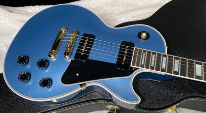 NEW! Gibson Les Paul Custom - Dealer Select - P90 Pick-Ups - Pelham Blue VOS - Custom Shop M2M - Authorized Dealer - Only 9lbs - G07687