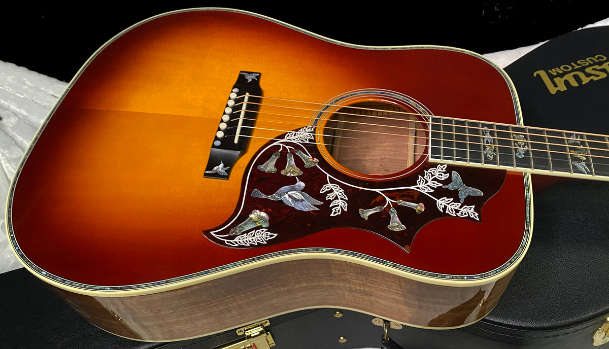 NEW! Gibson Hummingbird Custom Koa - Dealer Select - Autumnburst - Authorized Dealer - Custom Shop - 4.75 lbs - G07701