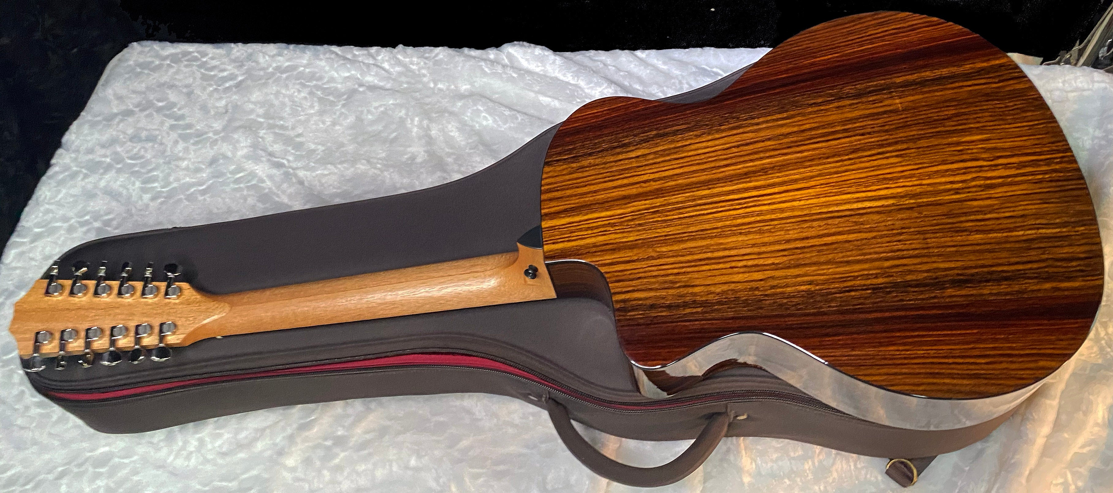 NEW! Taylor 254ce DLX Grand Auditorium 12-string Acoustic-Electric Guitar - Natural - Authorized Dealer - 5.3lbs - G06280