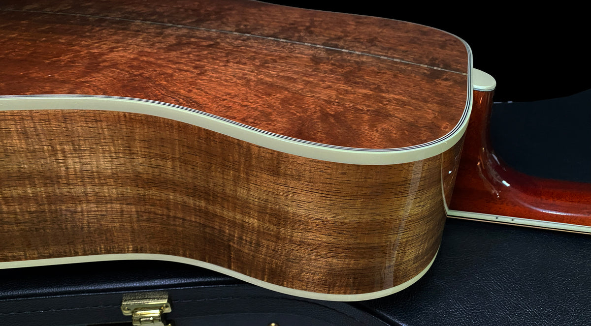 NEW! Gibson Hummingbird Custom Koa - Dealer Select - Autumnburst - Authorized Dealer - Custom Shop - 4.75 lbs - G07701