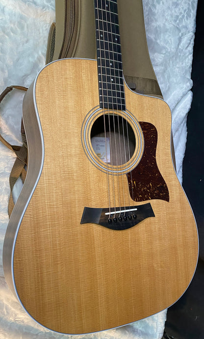 NEW! Taylor 214ce Grand Auditorium Acoustic-Electric Guitar Natural Finish - 4.4lbs - Authorized Dealer - G06229 (Copy)