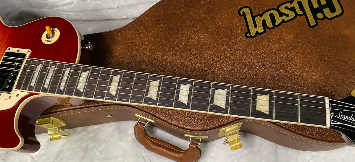 NEW ! Gibson Les Paul Standard '50s - Heritage Cherry Sunburst - Only 8.8 lbs - Authorized Dealer - G07691