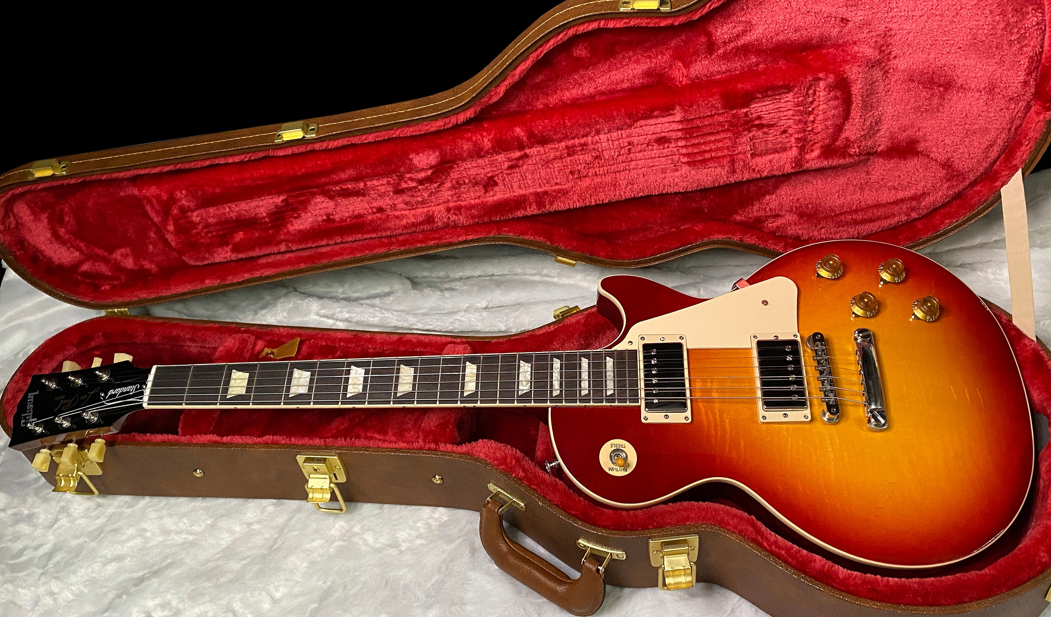 NEW ! Gibson Les Paul Standard '50s - Heritage Cherry Sunburst - Only 8.8 lbs - Authorized Dealer - G07691