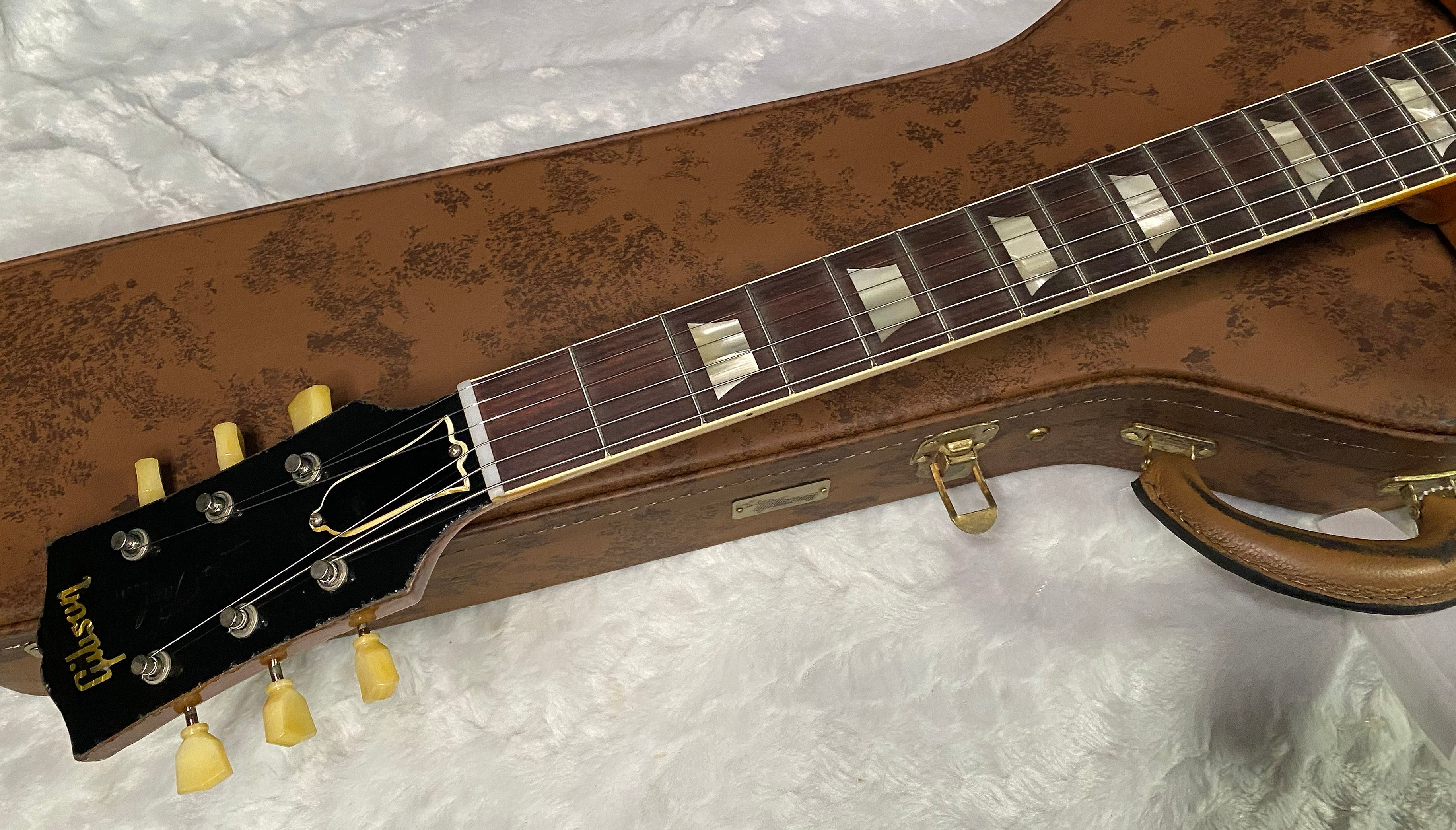 NEW! Gibson Custom 1957 Les Paul Standard Reissue - Refin Burst, Ultra Heavy Aged 2026 Limited Edition Collection - Only 8.3 lbs - IN-STOCK! - Authorized Dealer - G07679