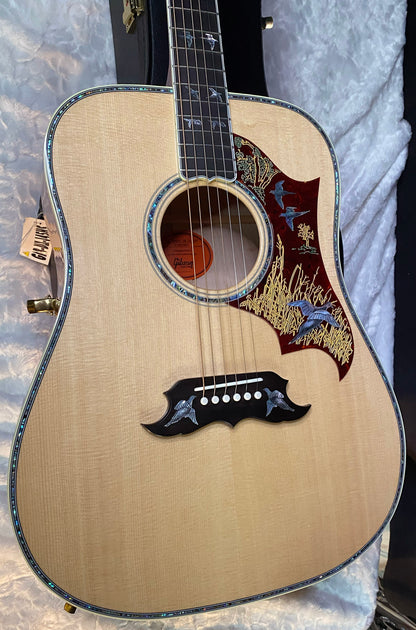 NEW! Gibson Custom Shop Dove - Doves In Flight - Authorized Dealer - 5.1 lbs - G06040