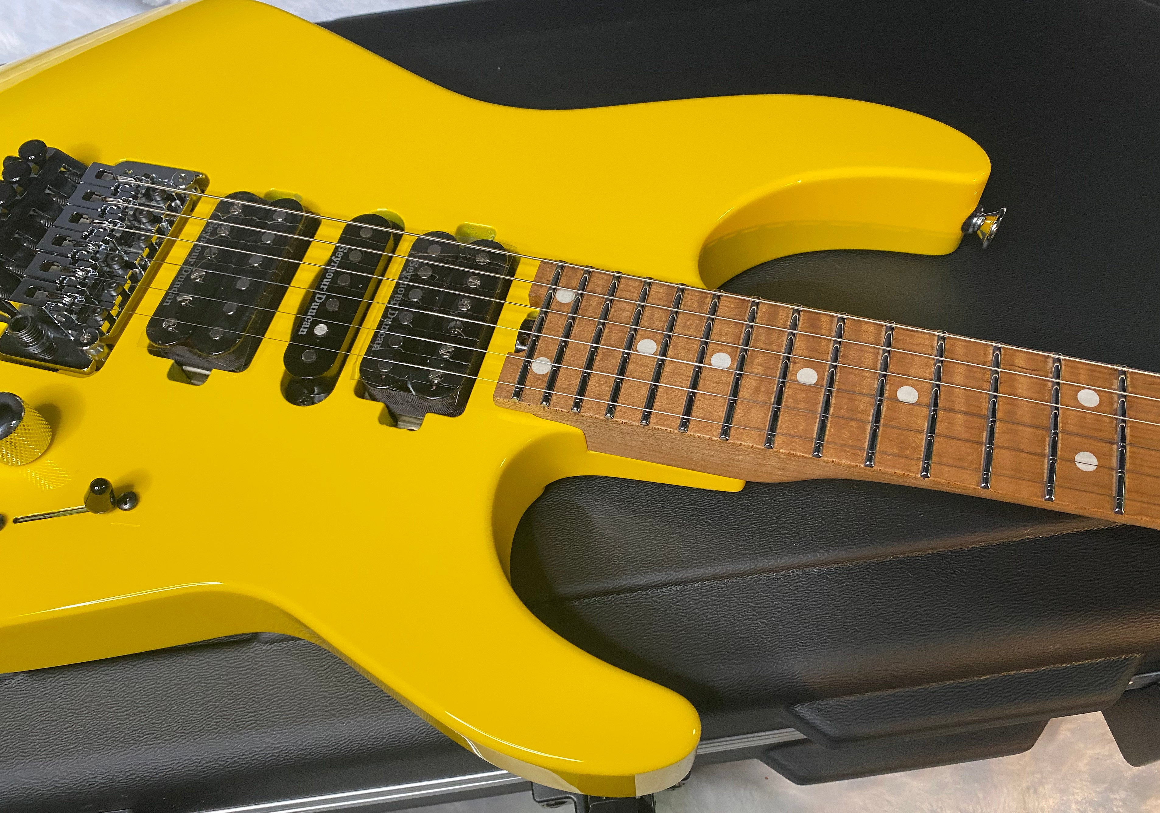 NEW ! Jackson Custom Shop Dinky HSH - Roasted Maple Neck & Fretboard - DK - Graffiti Yellow - Authorized Dealer - 8.1 lbs - G06967