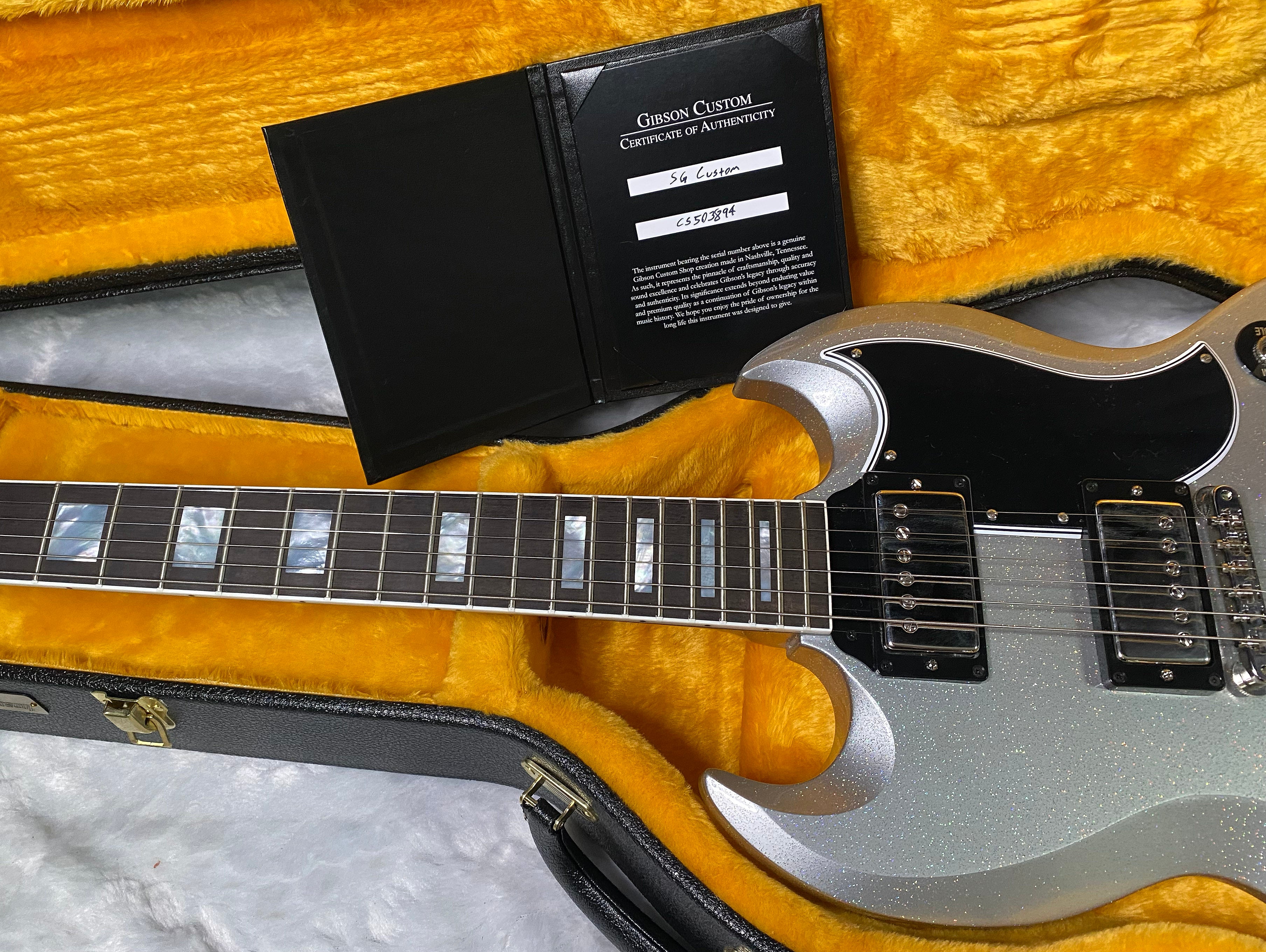 NEW! Gibson Custom SG Custom Electric Guitar - Radiant Sparkle - WOW! Just Incredible! 7lbs - Authorized Dealer - G07678