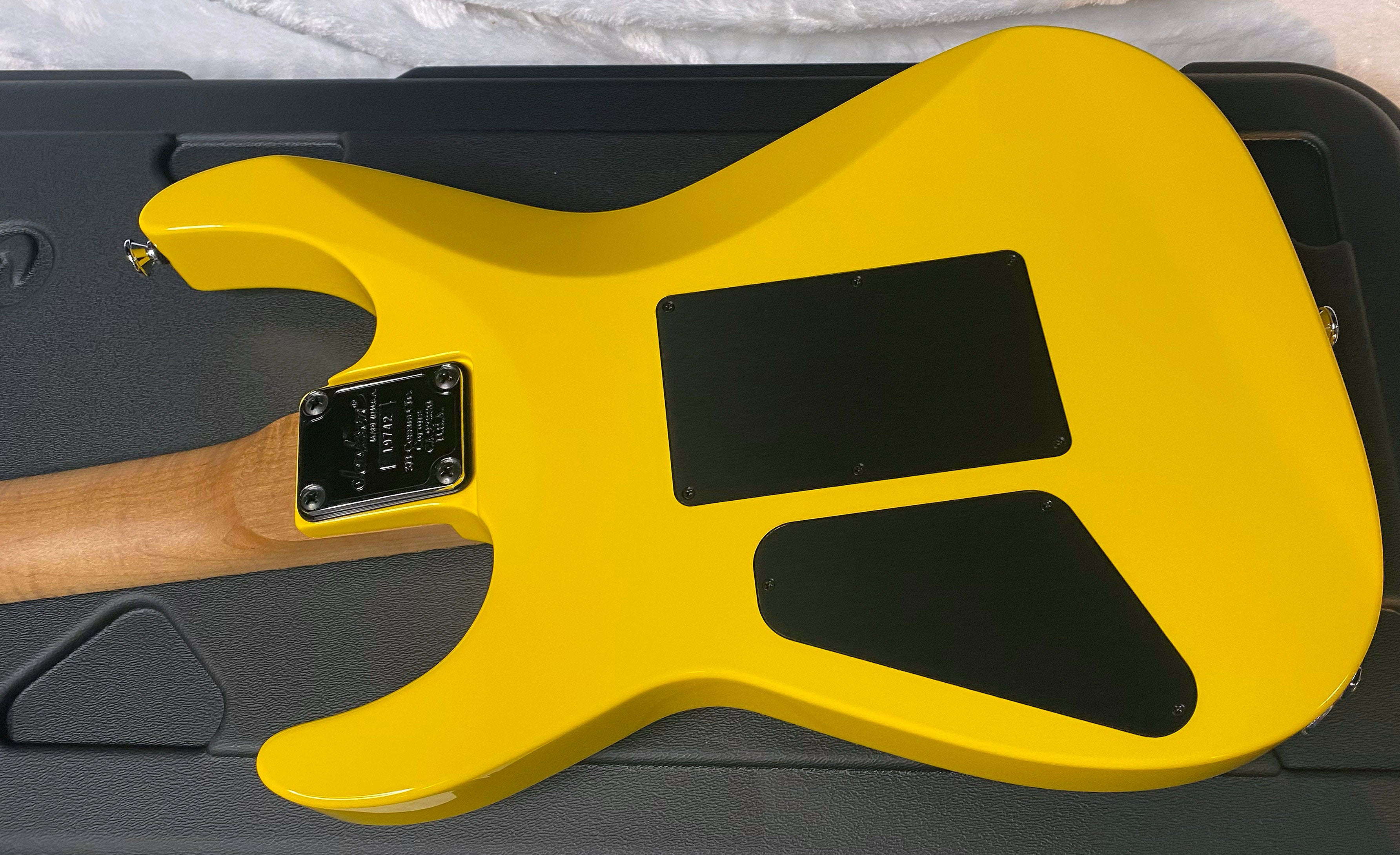 NEW ! Jackson Custom Shop Dinky HSH - Roasted Maple Neck & Fretboard - DK - Graffiti Yellow - Authorized Dealer - 8.1 lbs - G06967