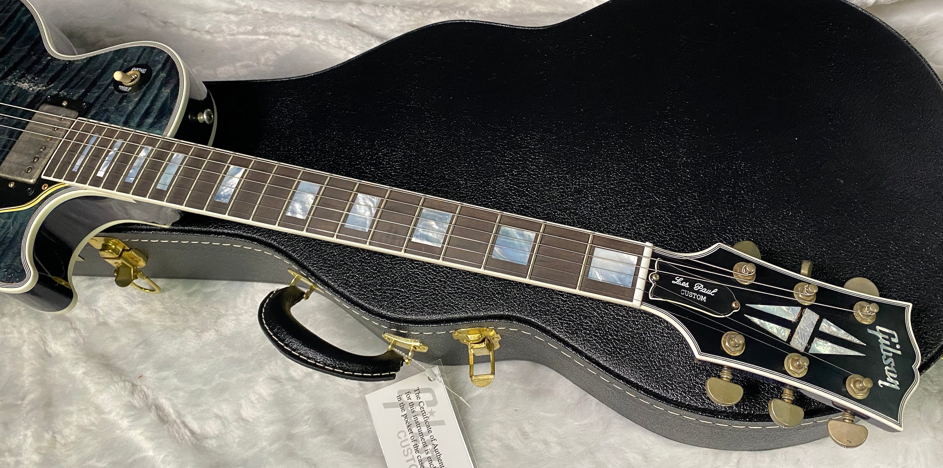 NEW! Gibson Custom Les Paul Custom AAAA Figured Monster Maple Top - Nordic Blue, Heavy Aging - 8.5lbs - G067685