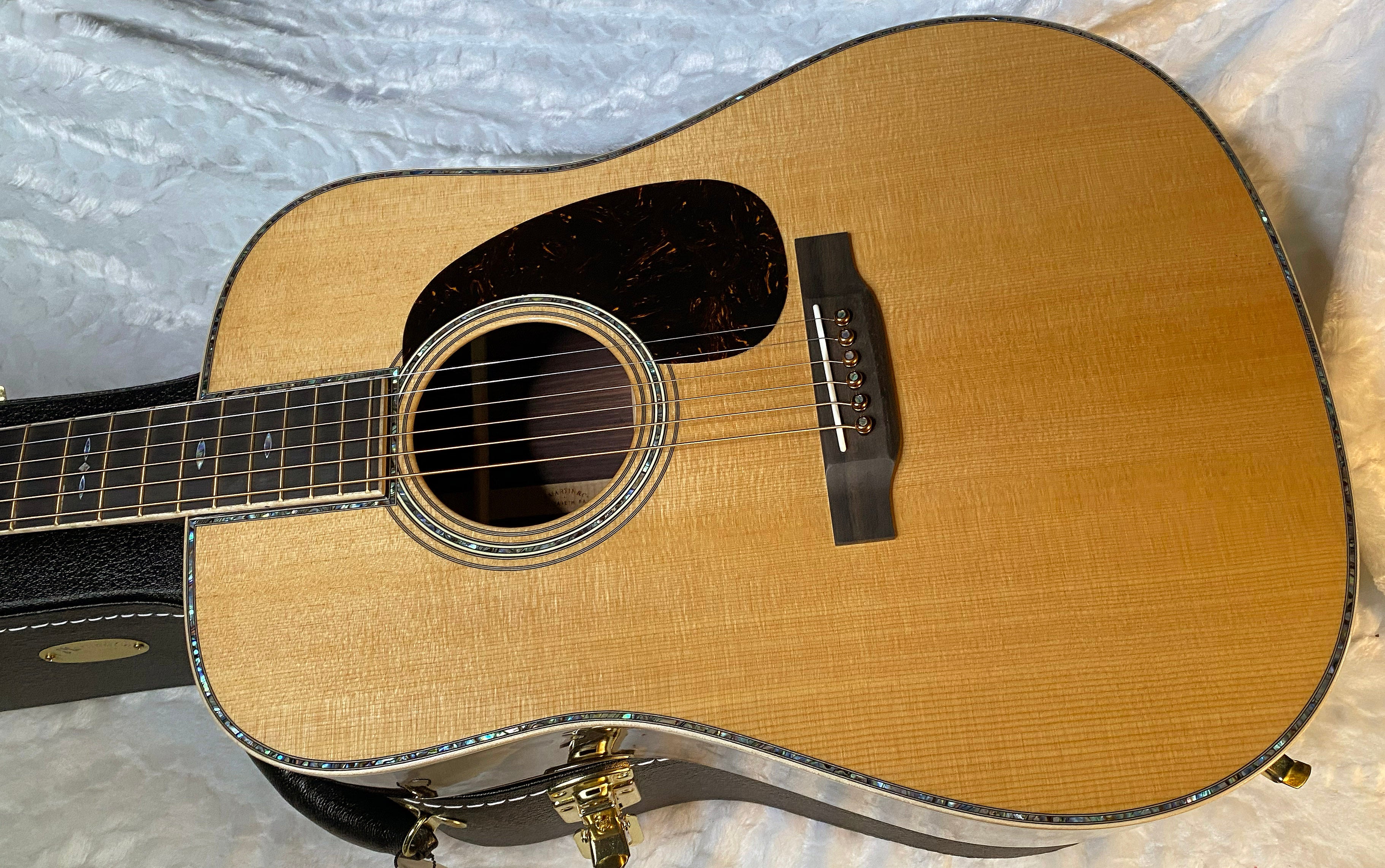 NEW! Martin D-45 Modern Deluxe - Acoustic Guitar - 4.3lbs - Authorized Dealer - G05509 - 10D45MODERNDELUXE