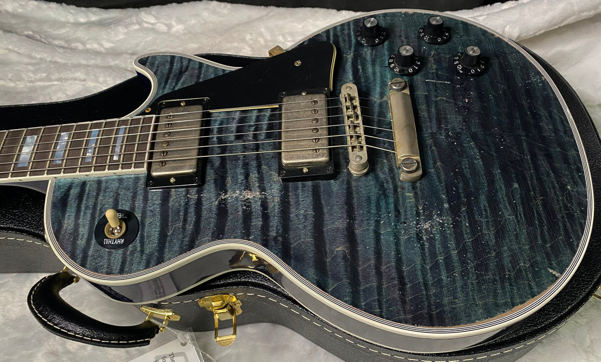 NEW! Gibson Custom Les Paul Custom AAAA Figured Monster Maple Top - Nordic Blue, Heavy Aging - 8.5lbs - G067685