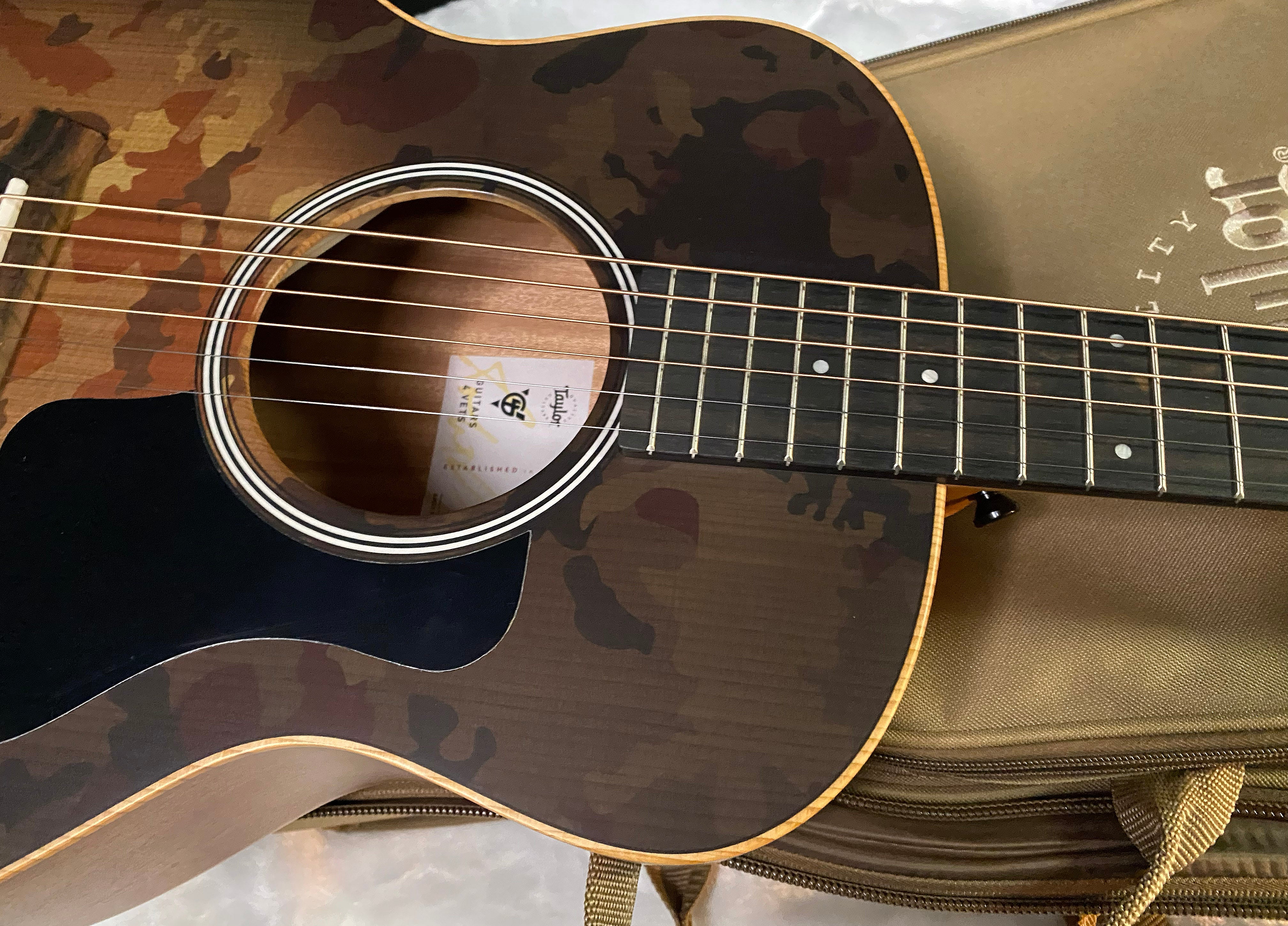 NEW! Taylor Guitars 4 Vets GS Mini Special Edition Acoustic Guitar - Desert Camo - Authorized Dealer