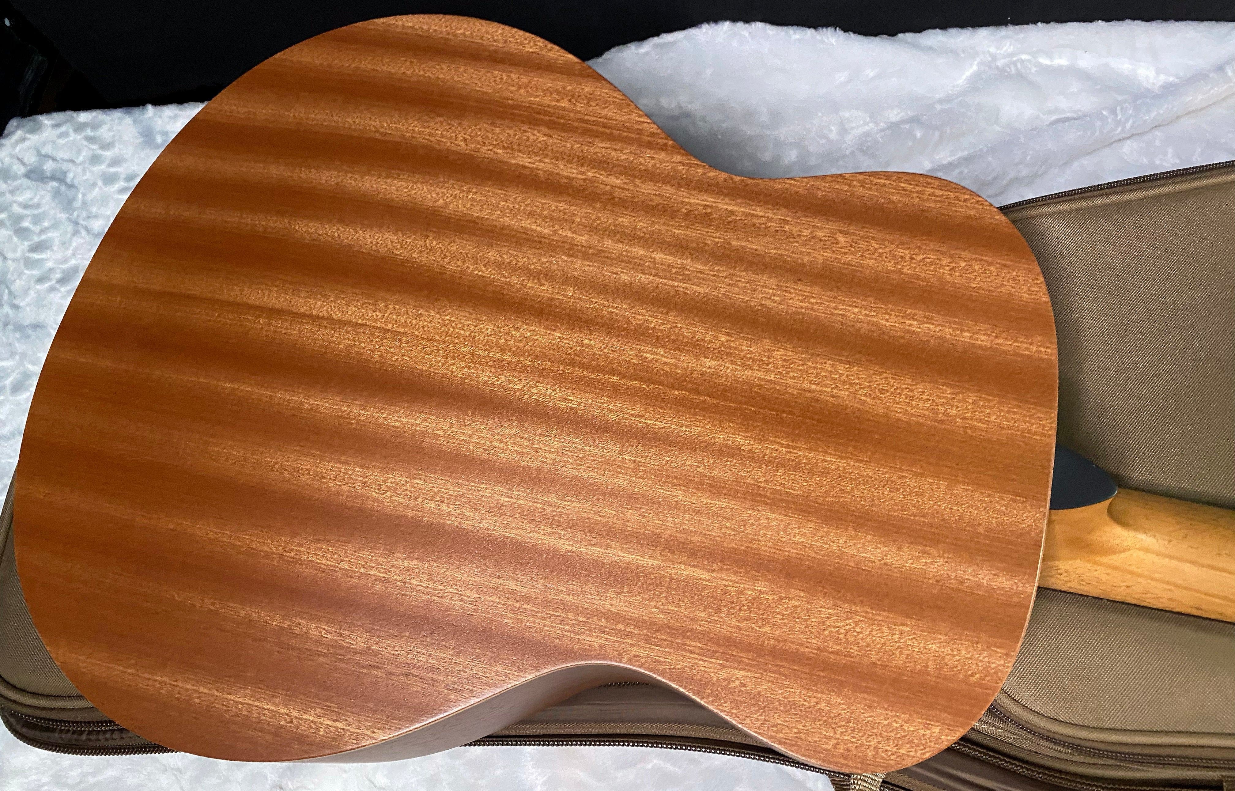 NEW! Taylor Guitars 4 Vets GS Mini Special Edition Acoustic Guitar - Desert Camo - Authorized Dealer