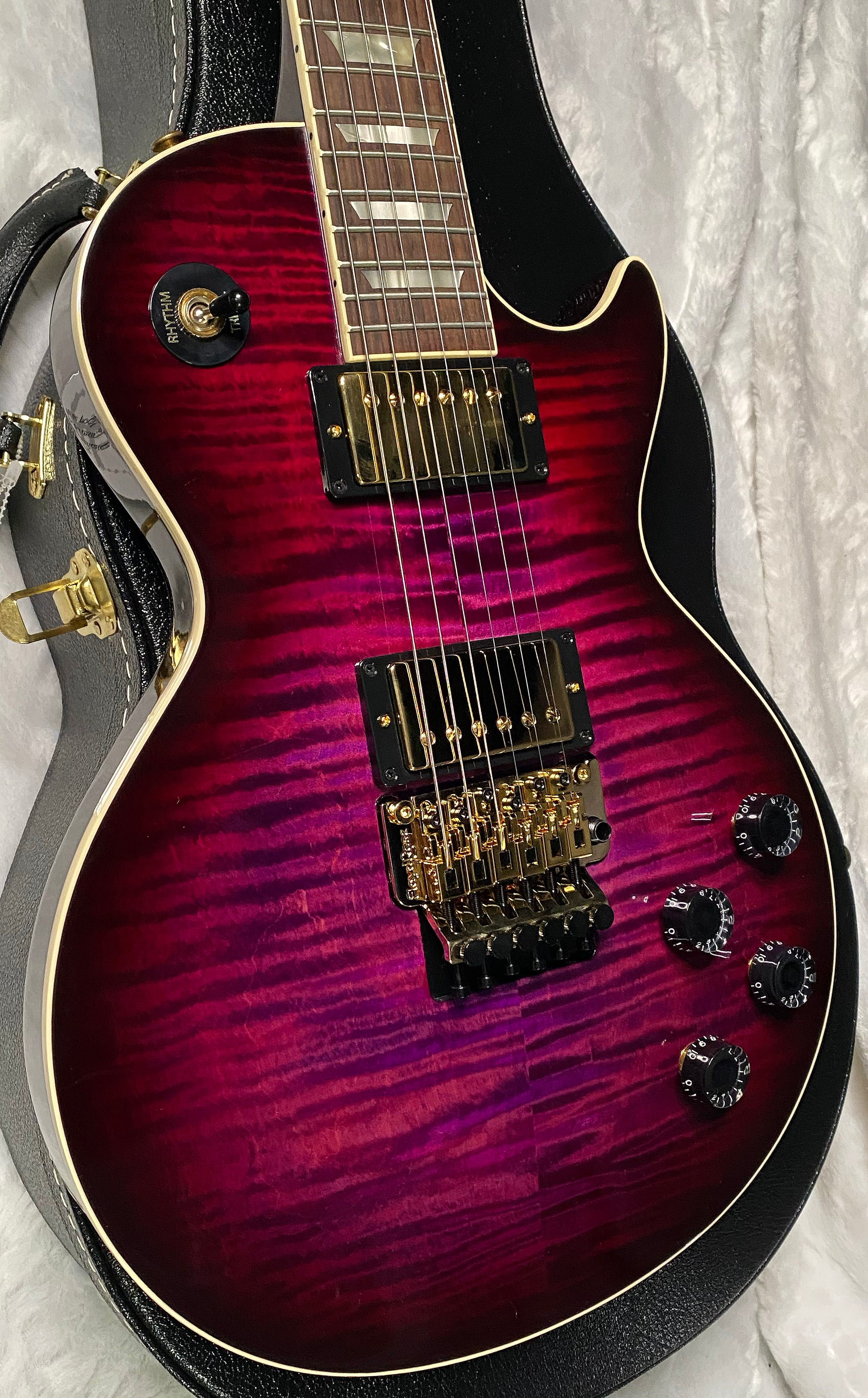 NEW! Gibson Custom Les Paul Axcess Standard Figured Top Floyd Rose Electric Guitar - Greatest Hits II - Authorized Dealer - Tri-Berry Burst - WOW! 8.45lbs - G07676