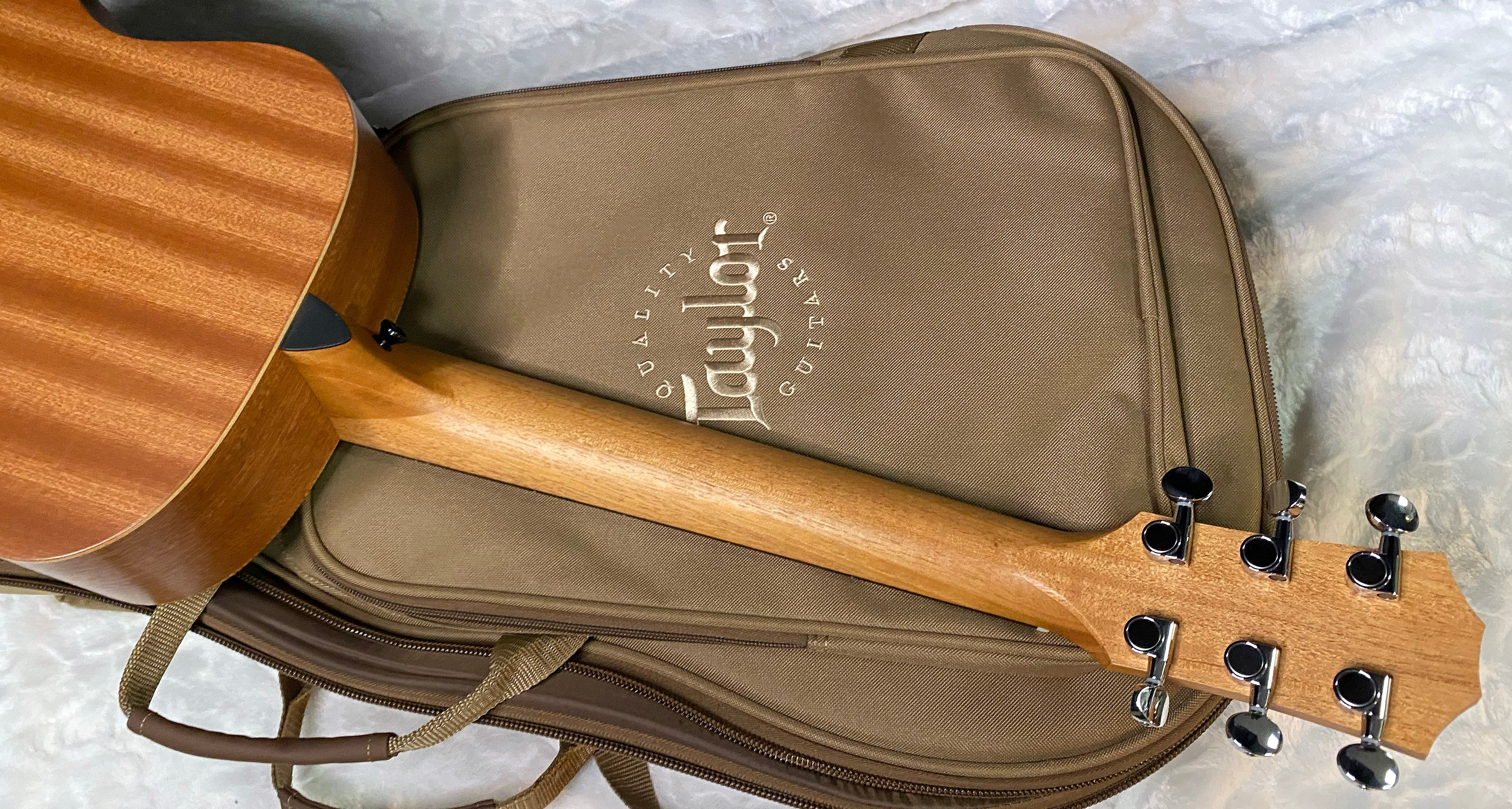 NEW! Taylor Guitars 4 Vets GS Mini Special Edition Acoustic Guitar - Desert Camo - Authorized Dealer