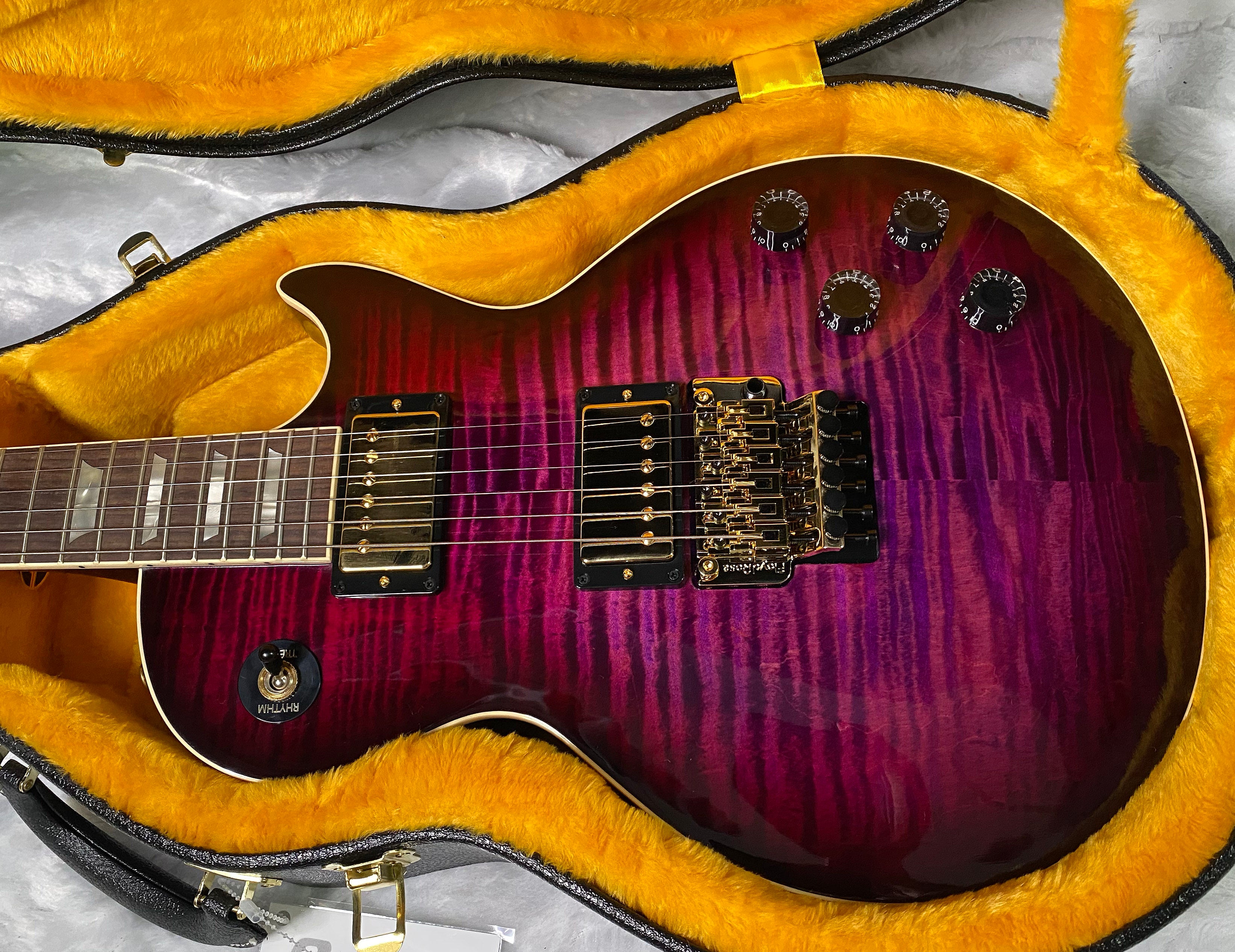 NEW! Gibson Custom Les Paul Axcess Standard Figured Top Floyd Rose Electric Guitar - Greatest Hits II - Authorized Dealer - Tri-Berry Burst - WOW! 8.45lbs - G07676