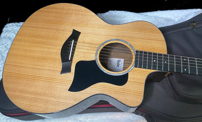 NEW! Taylor 214ce Plus Grand Auditorium Acoustic-Electric Guitar Natural Finish - 4.7lbs - Authorized Dealer - G06248