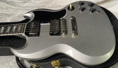 NEW! Gibson Custom SG Custom Electric Guitar - Radiant Sparkle - WOW! Just Incredible! 6.9lbs - Authorized Dealer - G07686